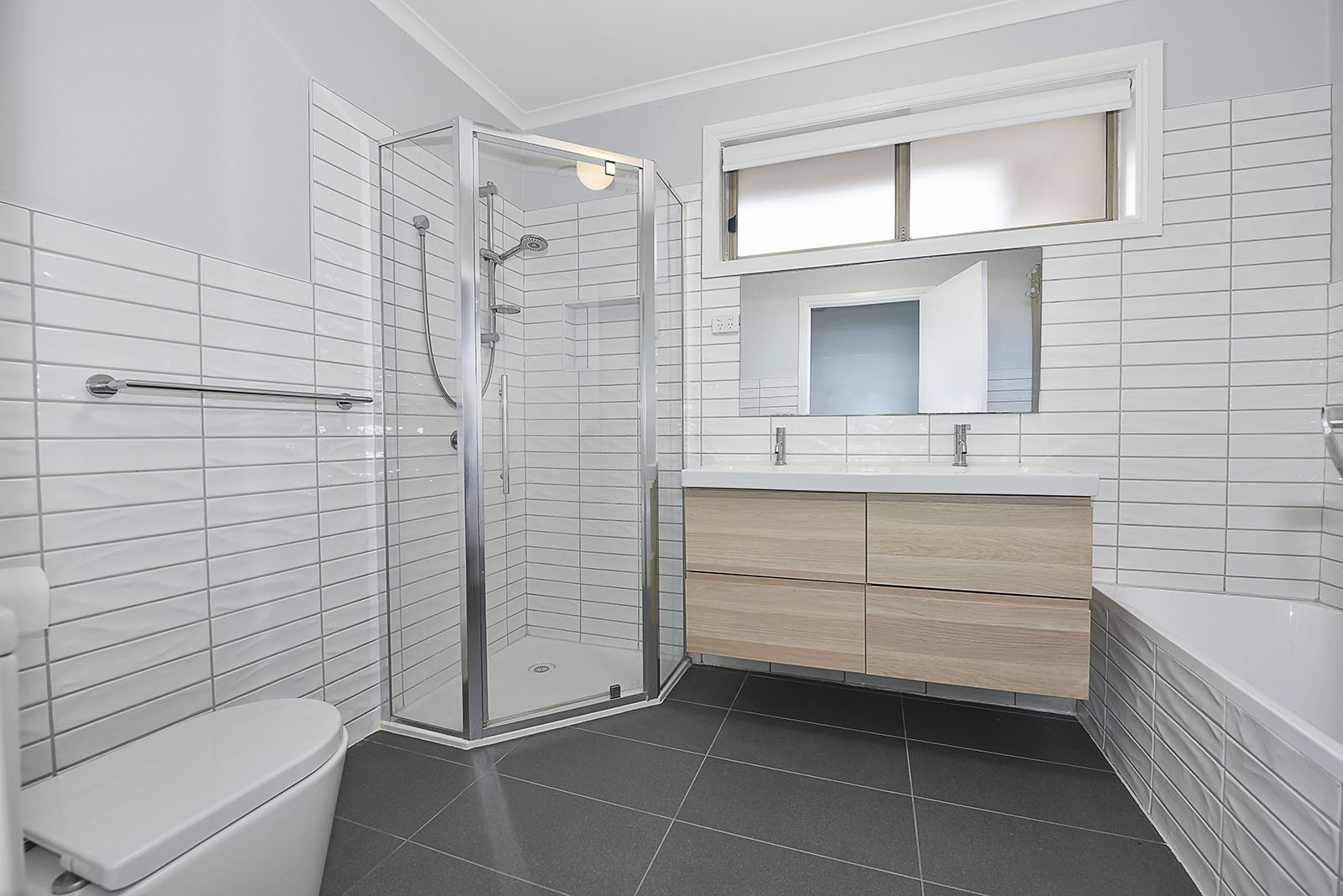 2/18 Treadwell Road, Essendon North, VIC 3041, Essendon North - Thumbnail 4