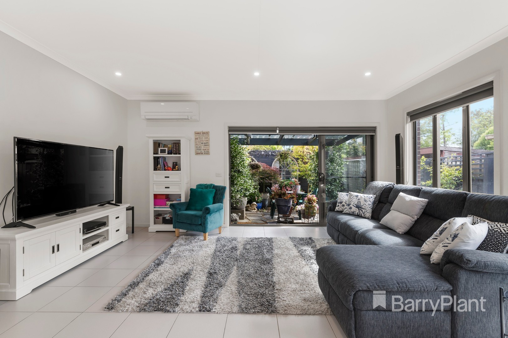 2/187 Elder StreetGreensborough, VIC 3088, Greensborough - Thumbnail 2