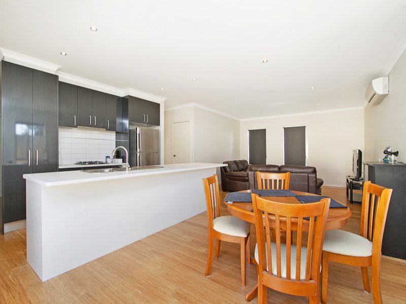 2/18A Emmett Street, Golden Square, VIC 3555 - Thumbnail 2 - 22/11/2021