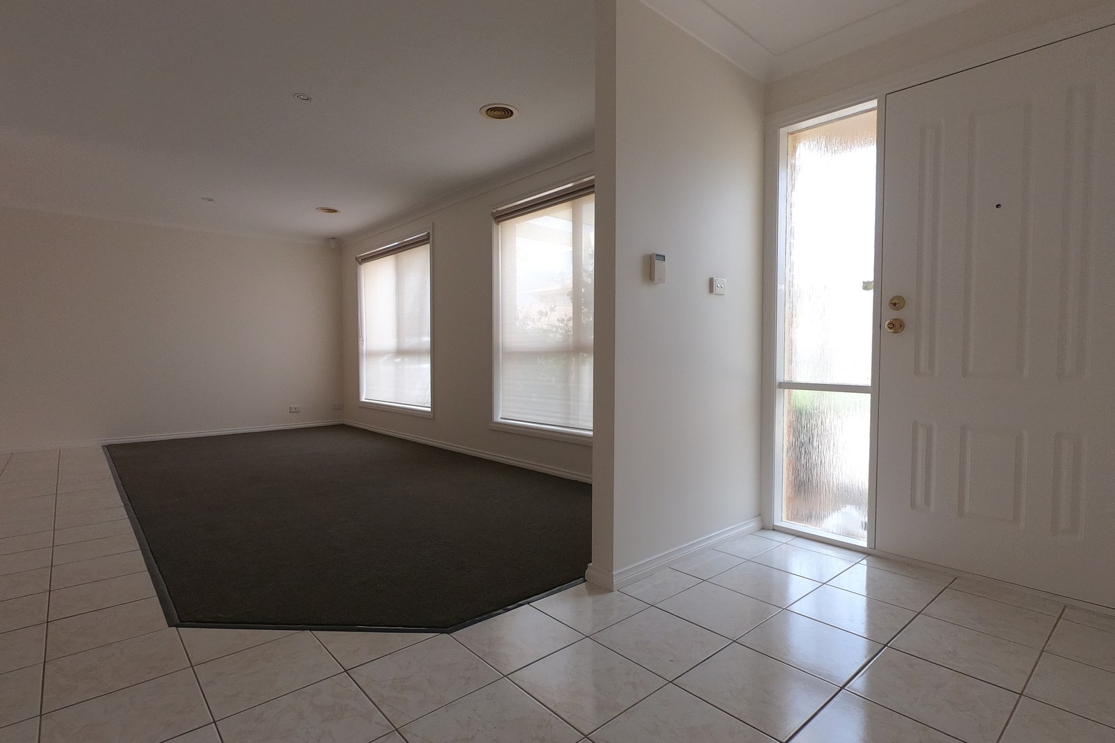 2/18R Purinuan Road, Reservoir, VIC 3073, Reservoir - Thumbnail 2