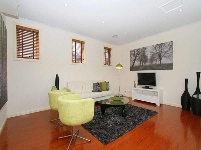 2/19-21 Leamington Street, Reservoir, VIC 3073, Reservoir - Thumbnail 4