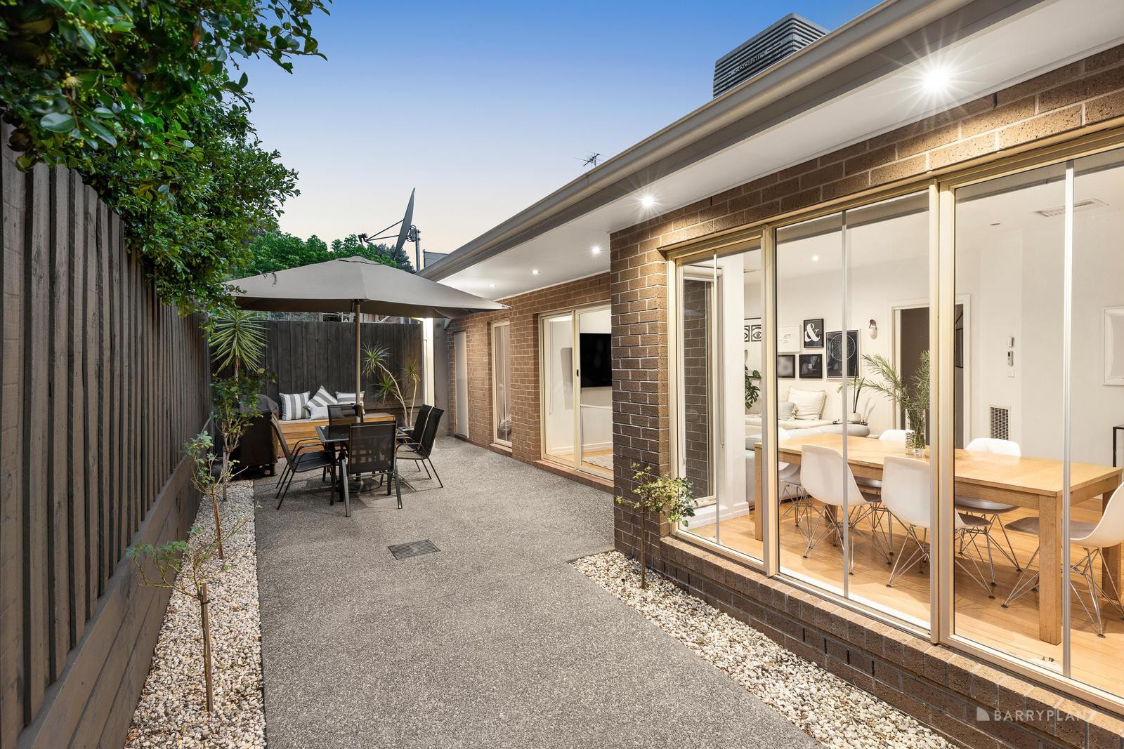 2/19 Gertrude Street, Templestowe Lower, VIC 3107, Templestowe Lower - Thumbnail 2