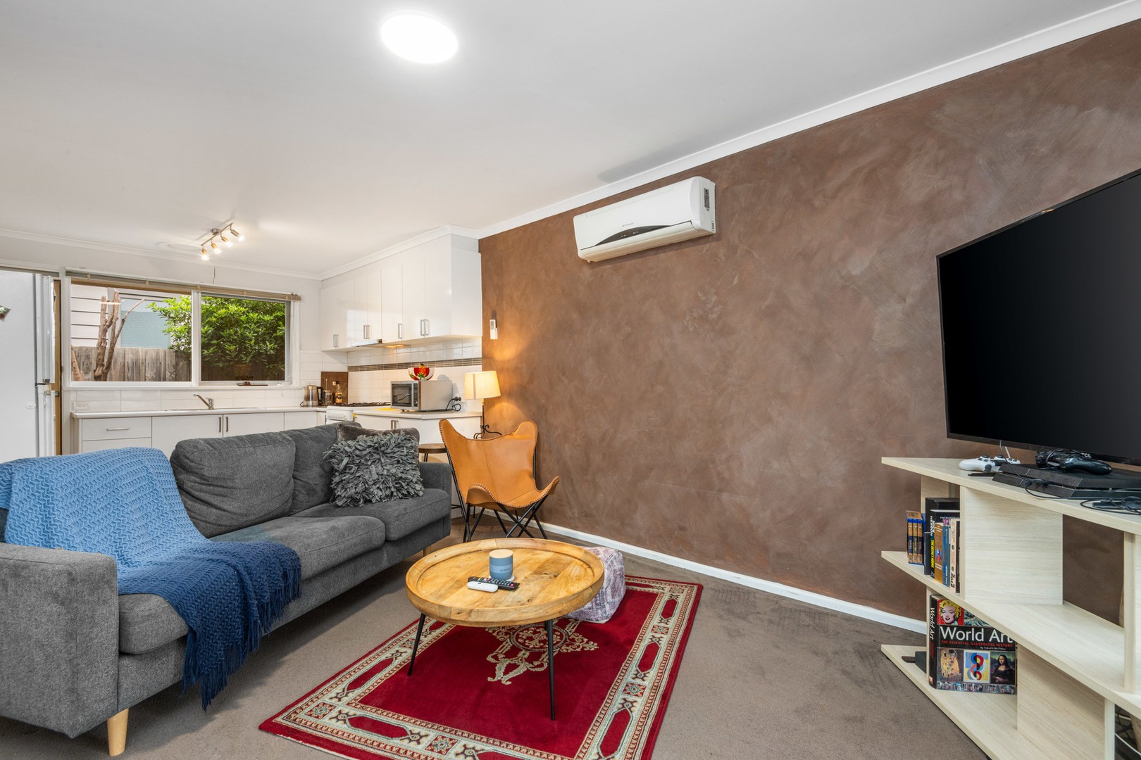 2/19 Itkeston Street, Herne Hill, VIC 3218, Herne Hill - Thumbnail 3