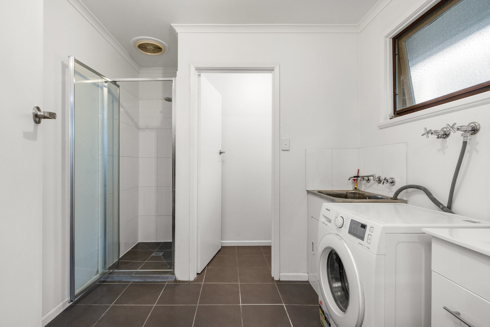 2/19 Itkeston Street, Herne Hill, VIC 3218, Herne Hill - Thumbnail 6