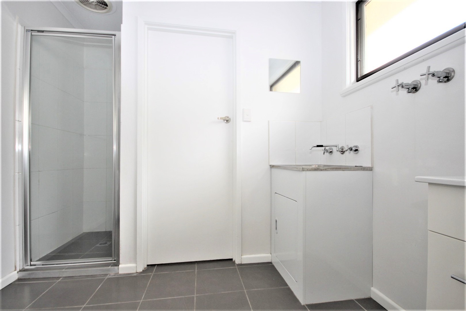 2/19 Itkeston Street, Herne Hill, VIC 3218, Herne Hill - Thumbnail 7
