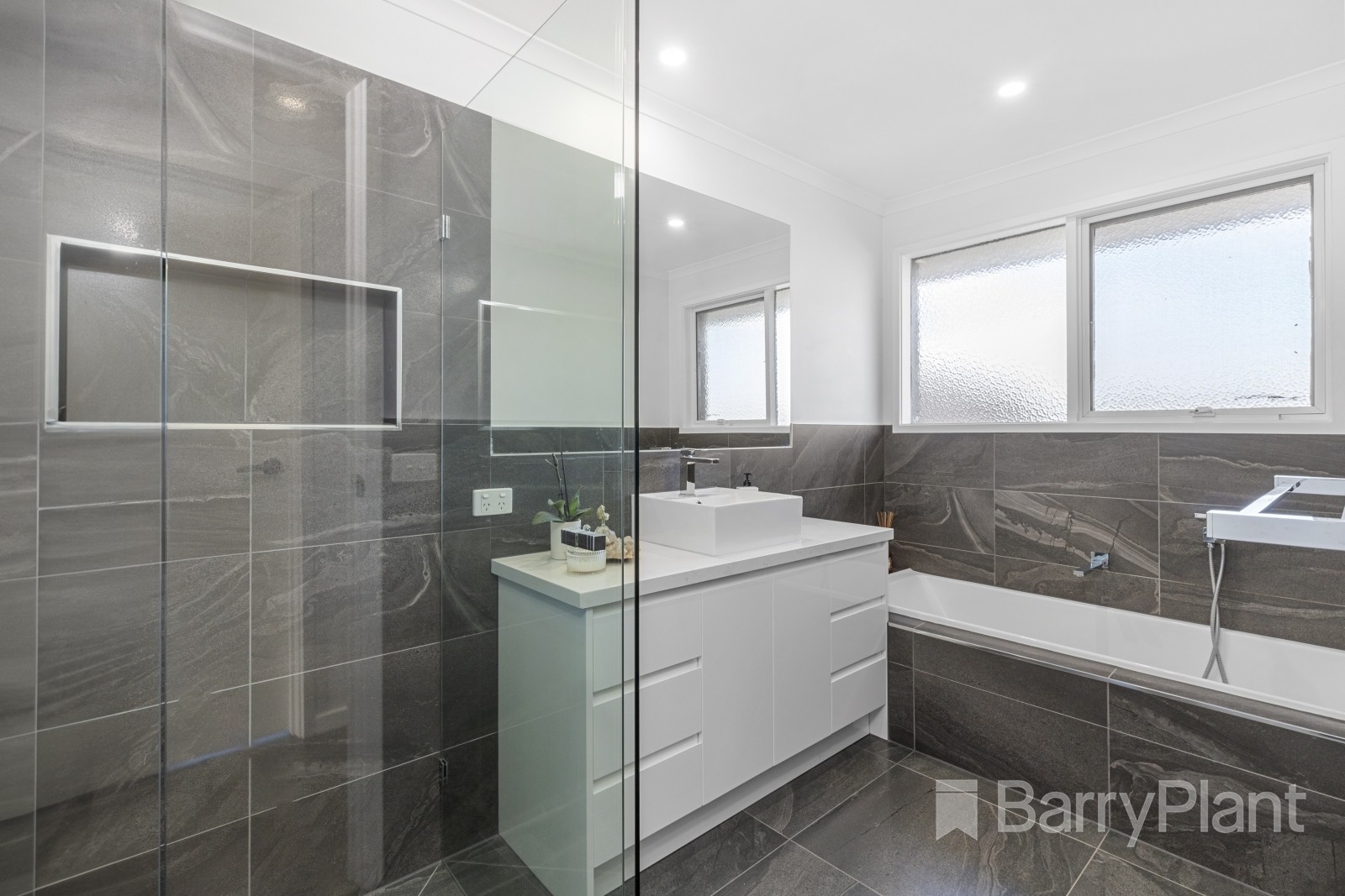 2/19 Nithsdale Road, Noble Park, VIC 3174, Noble Park - Thumbnail 7