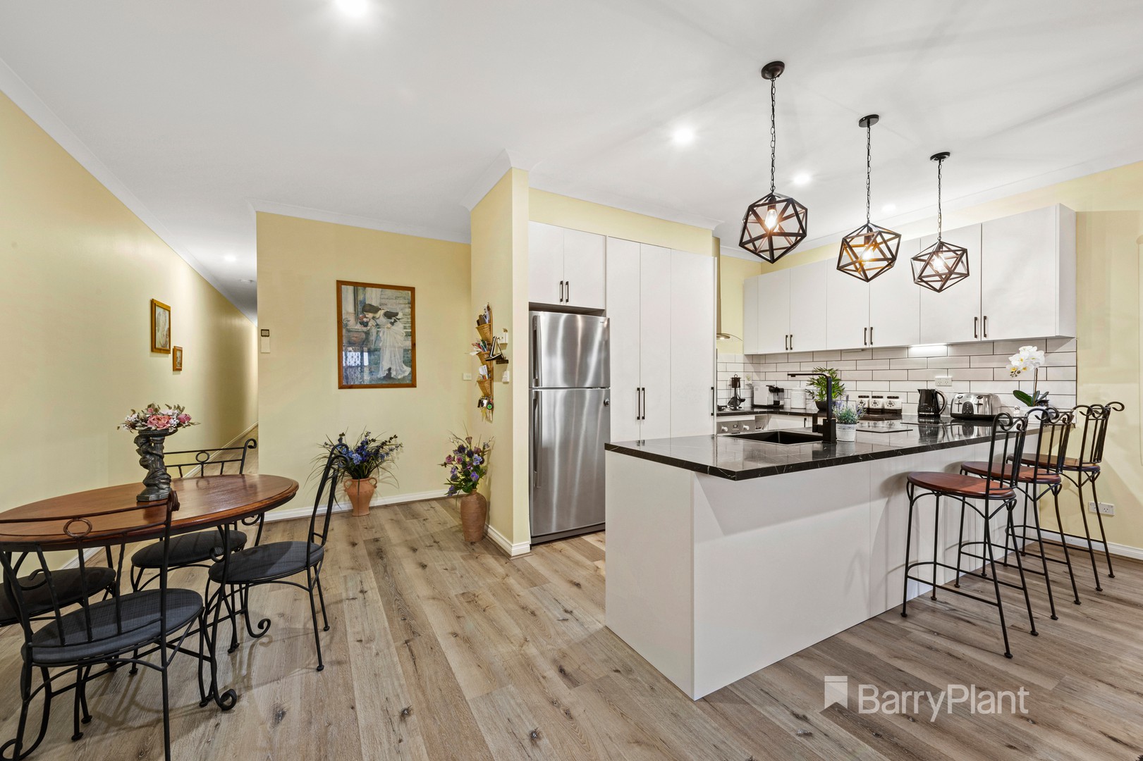 2/19 Payne Place, South Morang, VIC 3752, South Morang - Thumbnail 3