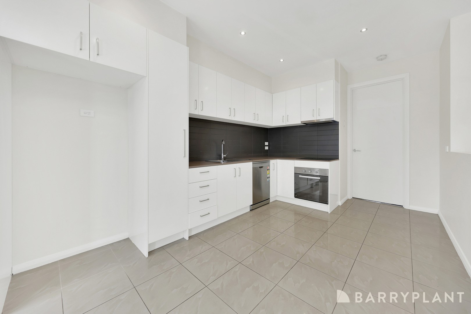 2/190 Gordons Road, South Morang, VIC 3752, South Morang - Thumbnail 3