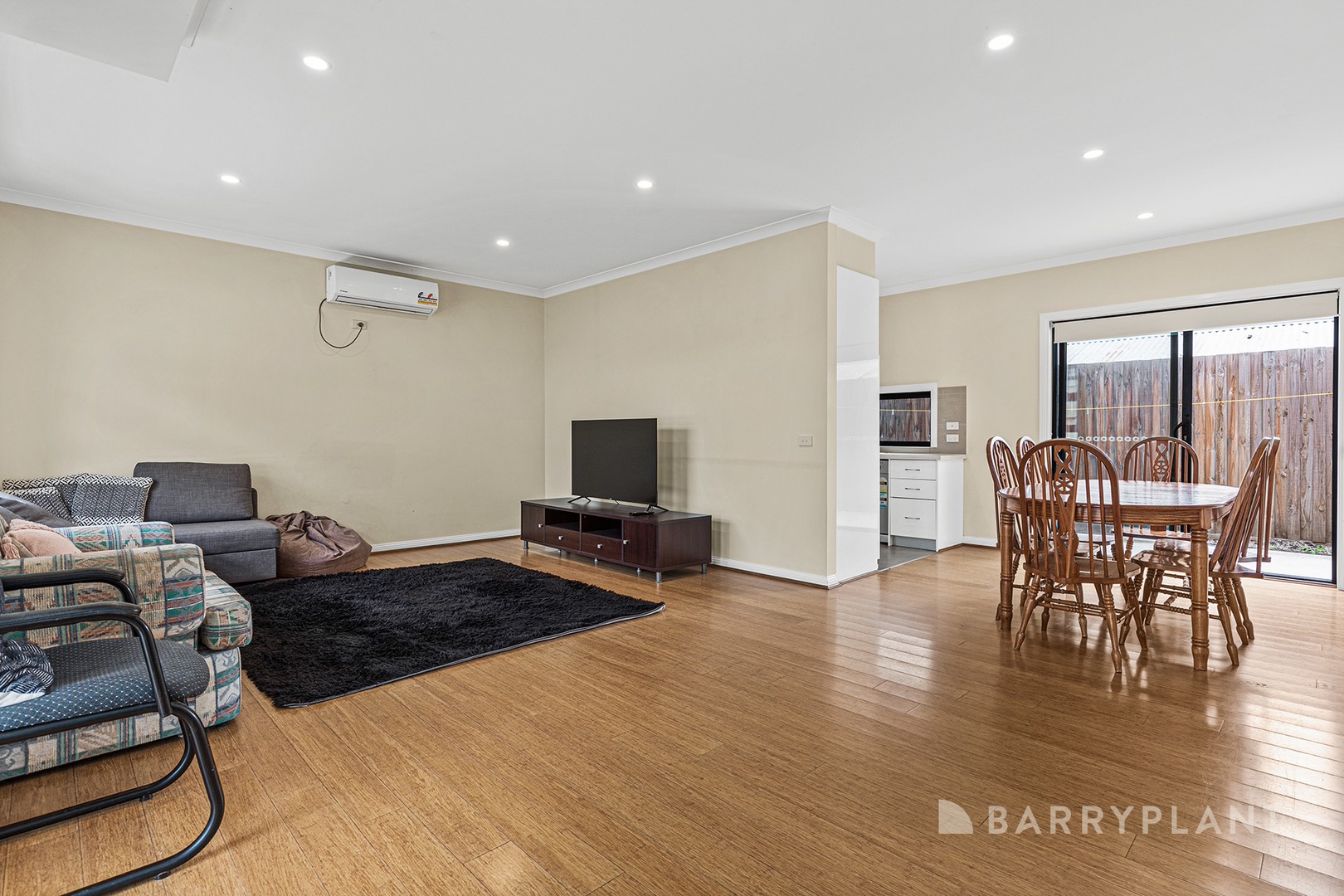 2/194 Daley Street, Glenroy, VIC 3046 - Thumbnail 1 - 05/01/2026