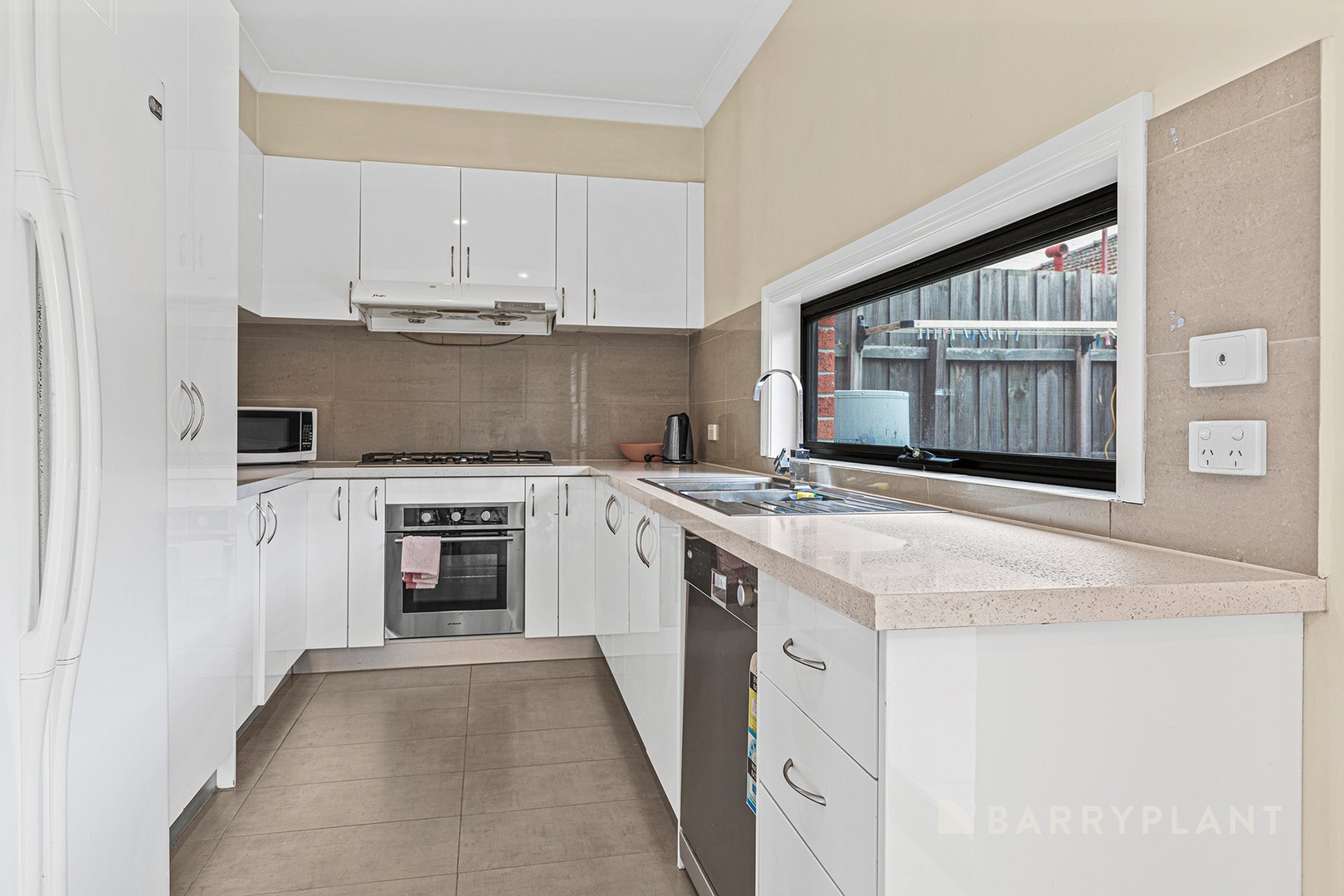 2/194 Daley Street, Glenroy, VIC 3046 - Thumbnail 2 - 05/01/2026