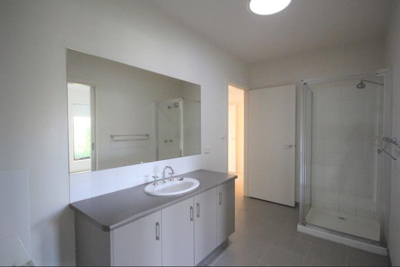 2/194 Heyers Road, Grovedale, VIC 3216, Grovedale - Thumbnail 5