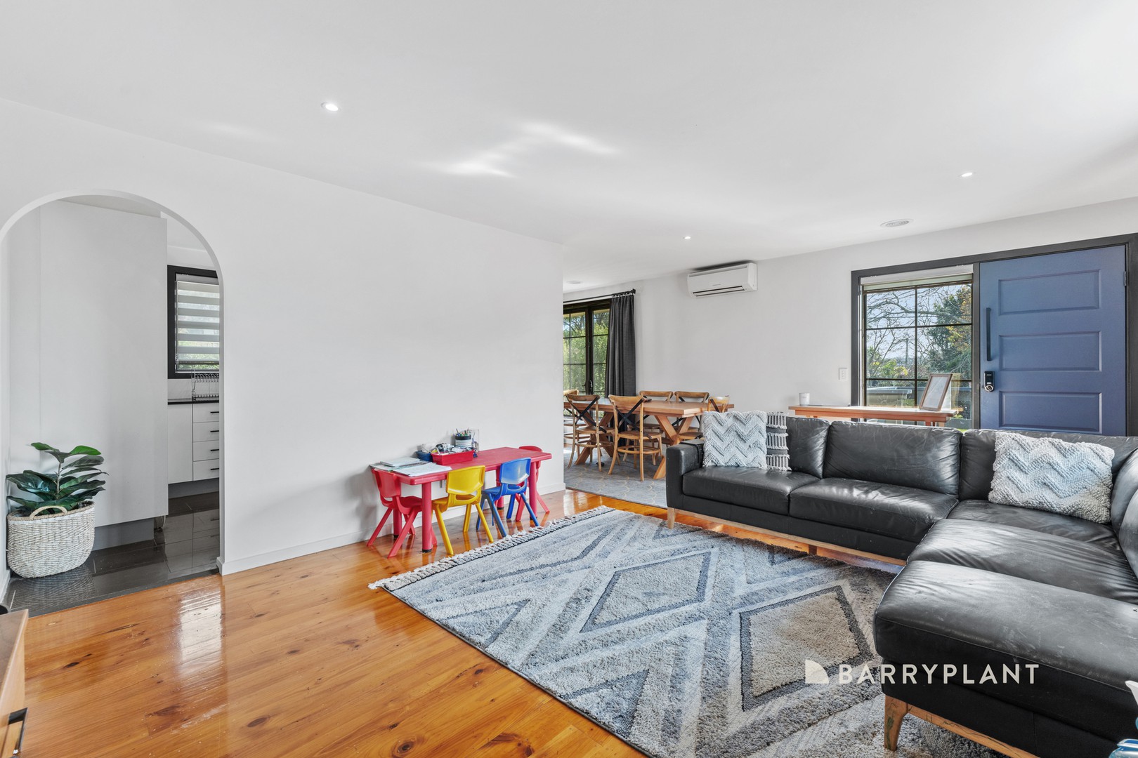 2/2 Adamson Road, Beaconsfield, VIC 3807, Beaconsfield - Thumbnail 2
