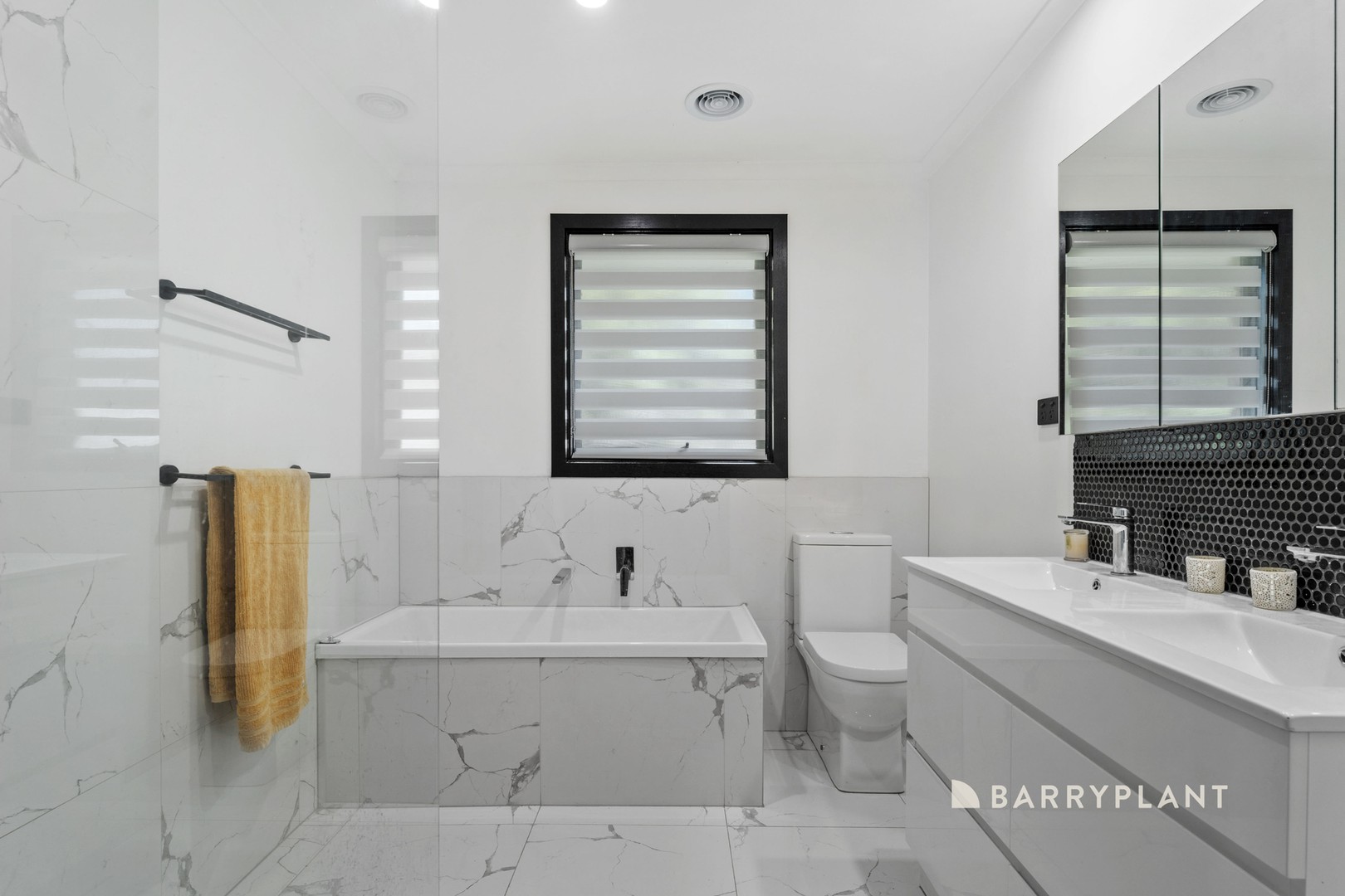 2/2 Adamson Road, Beaconsfield, VIC 3807, Beaconsfield - Thumbnail 8