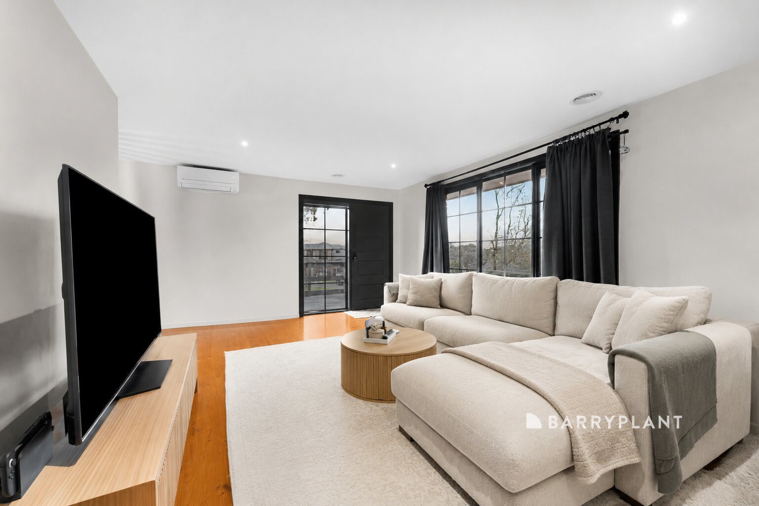 2/2 Adamson Road, Beaconsfield, VIC 3807 - Thumbnail 2 - 29/07/2026