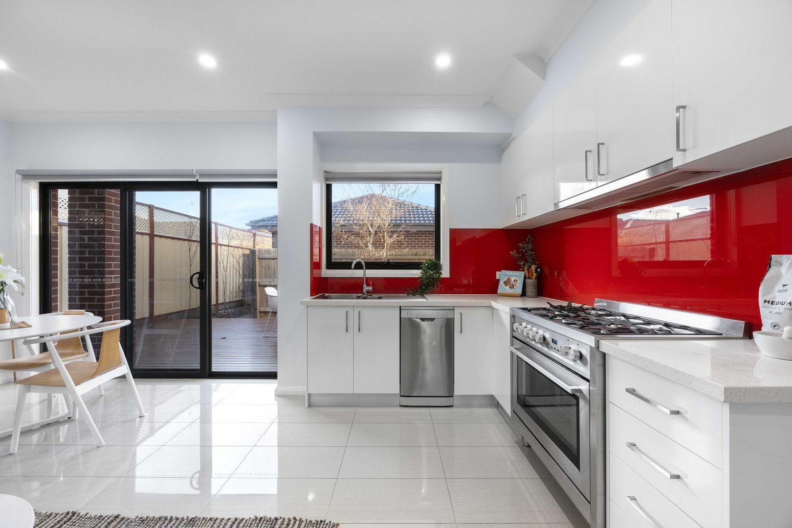 2/2 Albert Road, Sydenham, VIC 3037, Sydenham - Thumbnail 4