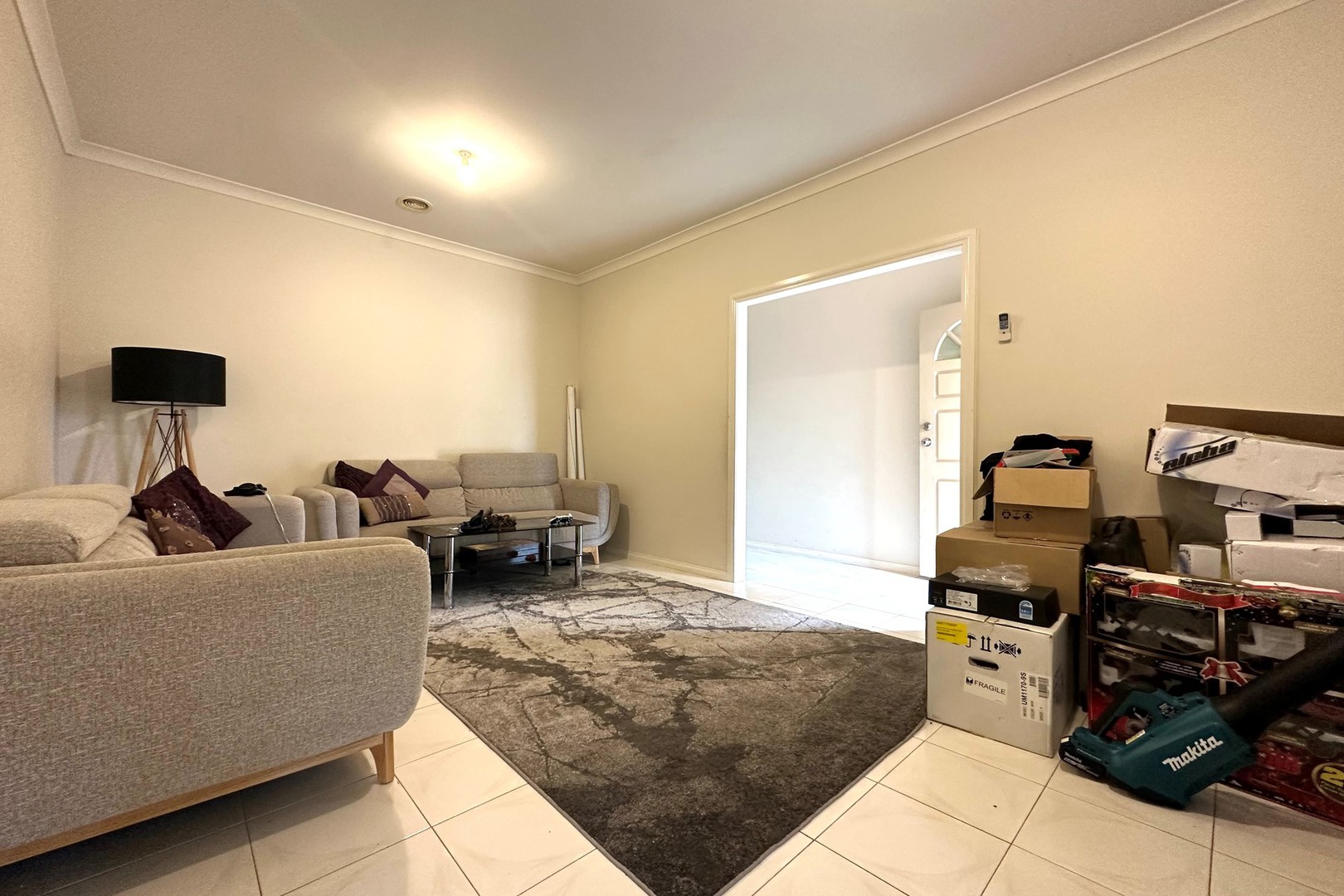 2/2 Aquanita Crescent, Keilor Downs, VIC 3038, Keilor Downs - Thumbnail 2