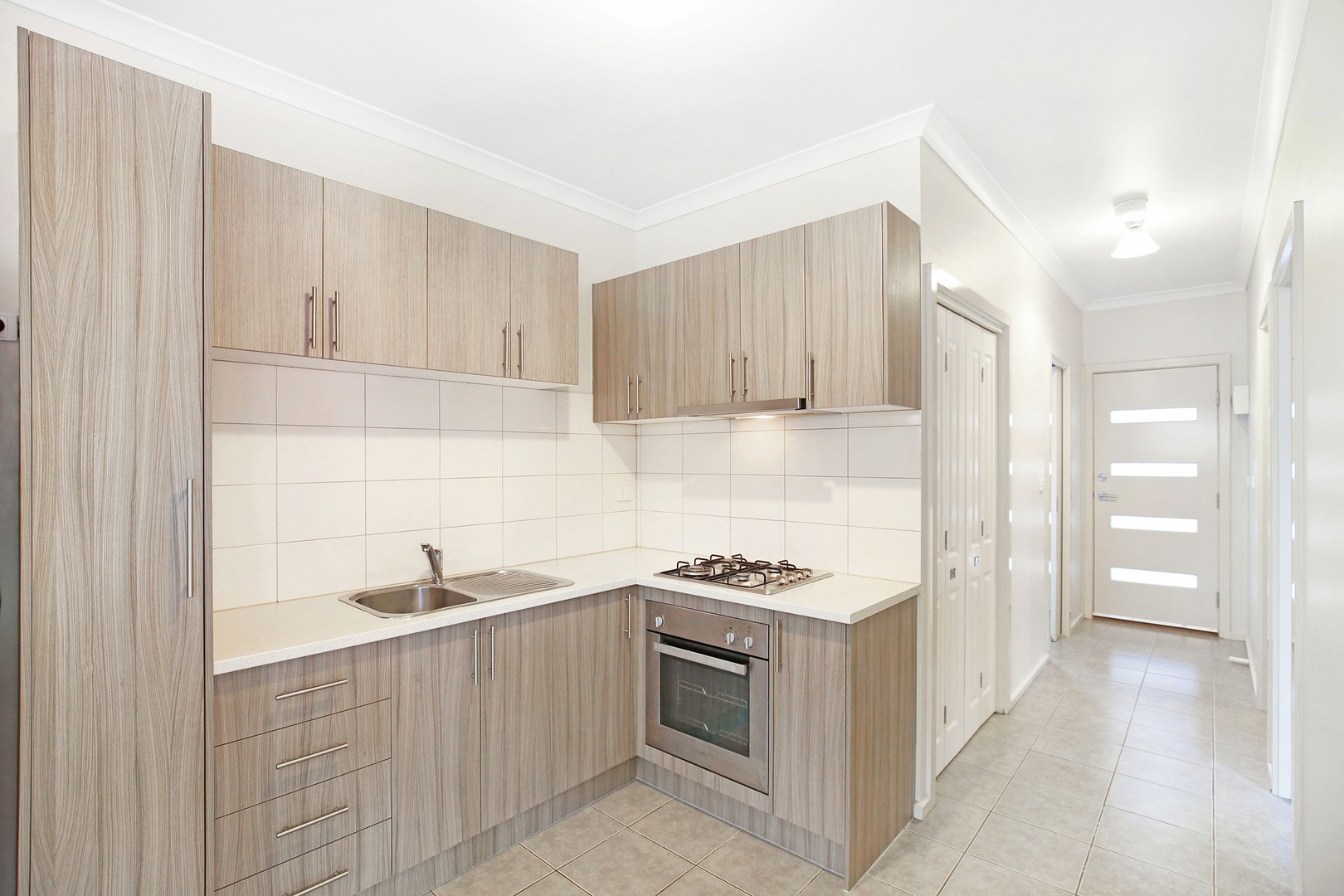 2/2 Ash Street, Thomastown, VIC 3074, Thomastown - Thumbnail 2