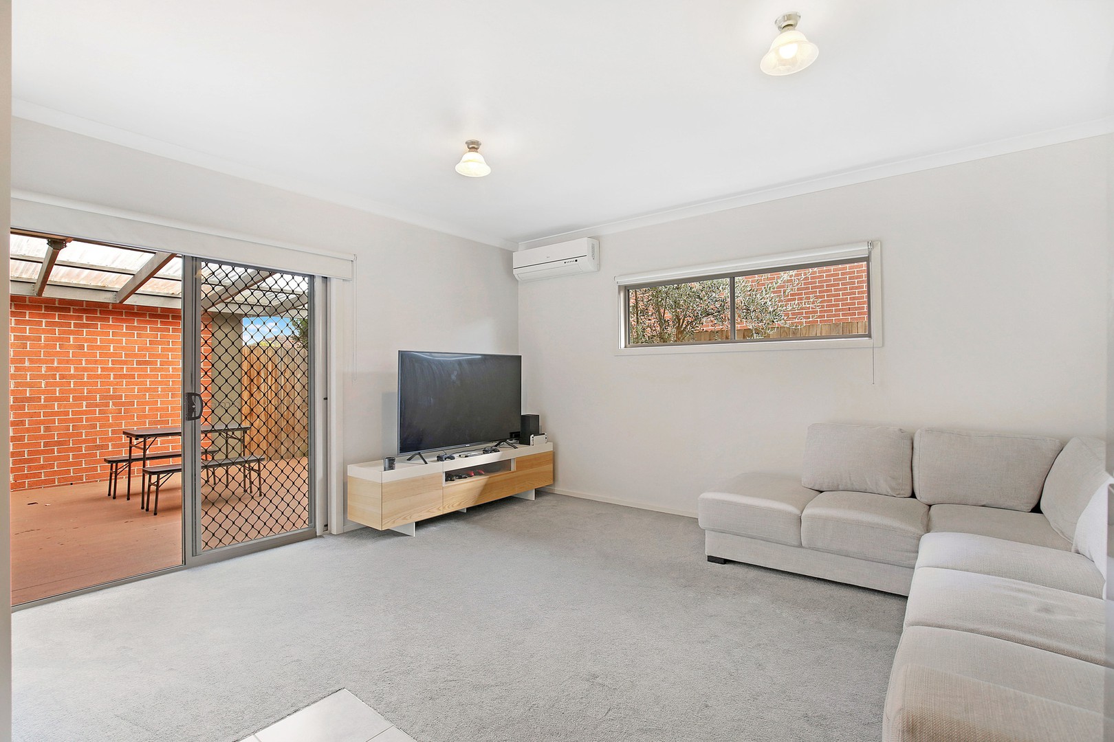 2/2 Ash Street, Thomastown, VIC 3074, Thomastown - Thumbnail 3