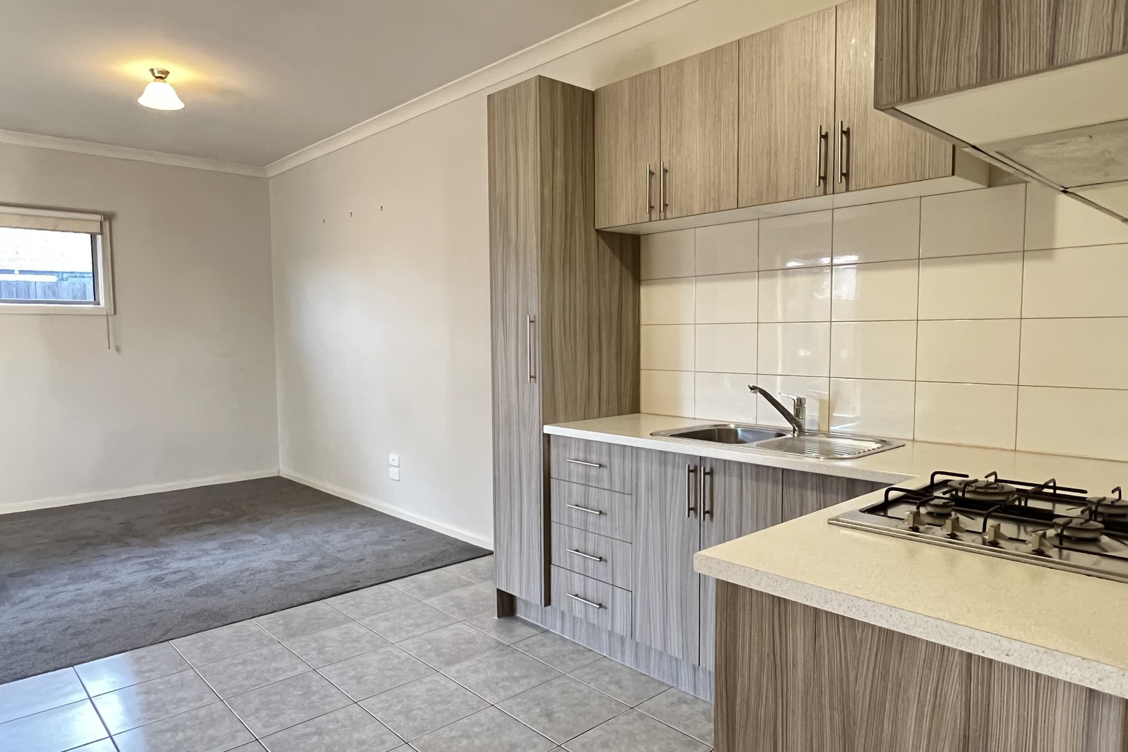 2/2 Ash Street, Thomastown, VIC 3074, Thomastown - Thumbnail 3