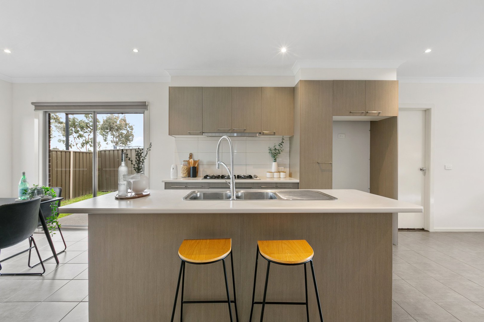 2/2 Brunswick Crescent, Craigieburn, VIC 3064 - Thumbnail 2 - 07/10/2026