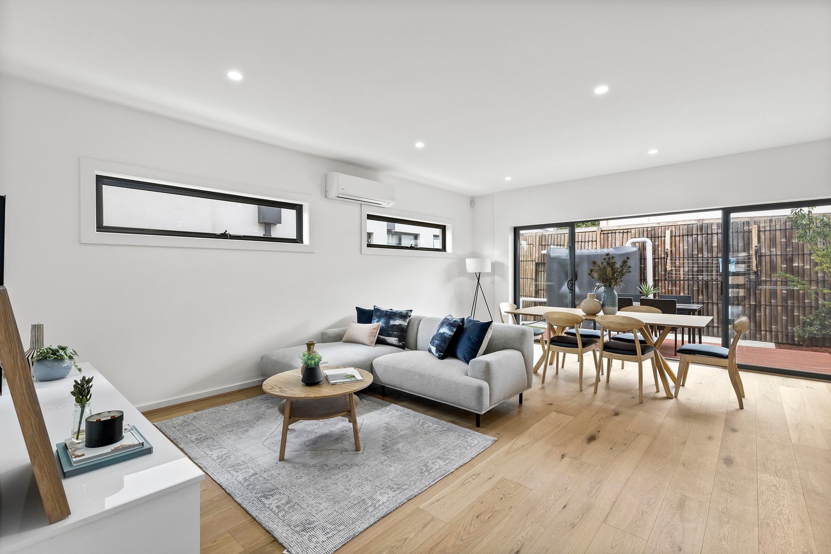 2/2 Diamond Street, Essendon West, VIC 3040 - Thumbnail 2 - 29/07/2022