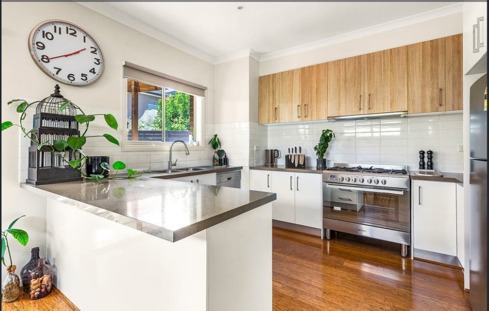 2/2 Elsey Road, Reservoir, VIC 3073, Reservoir - Thumbnail 2