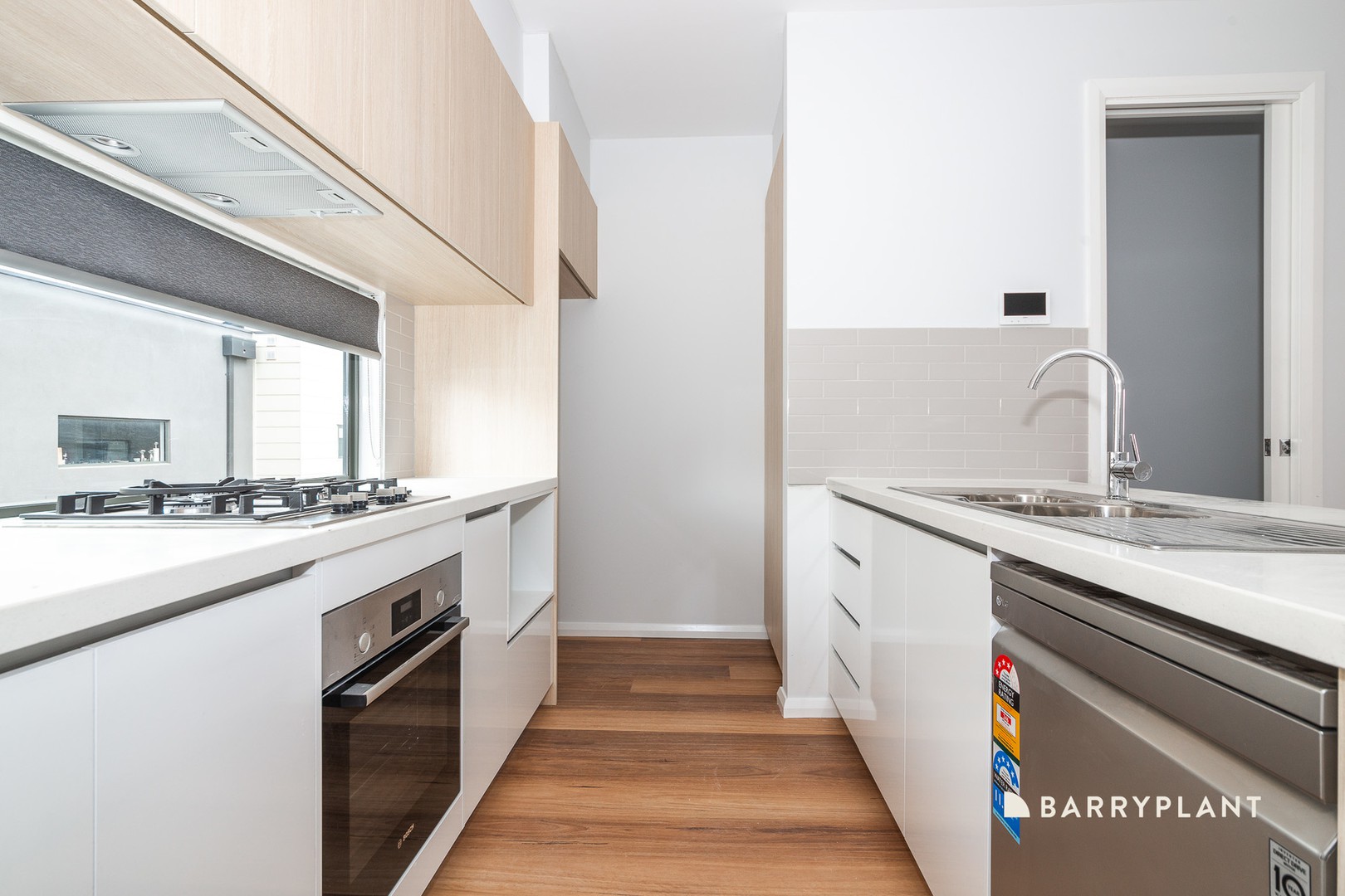 2/2 Josephine Street, Oak Park, VIC 3046, Oak Park - Thumbnail 4