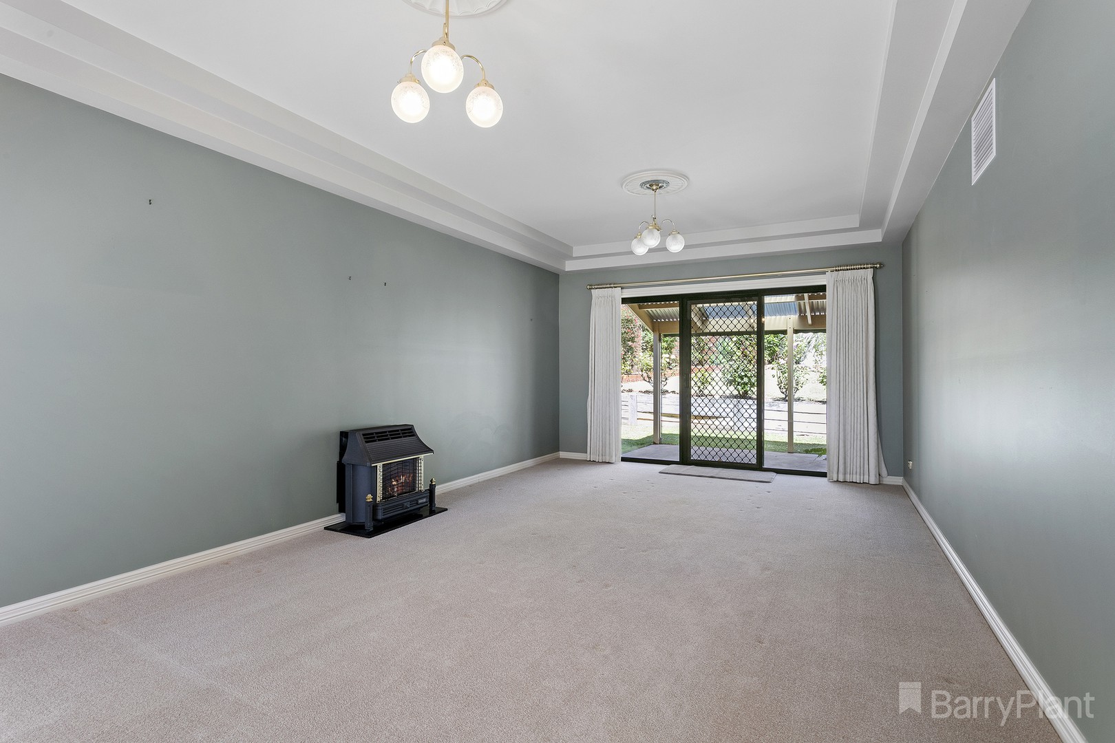 2/2 Kaye Crescent, Kennington, VIC 3550 - Thumbnail 1 - 05/11/2021