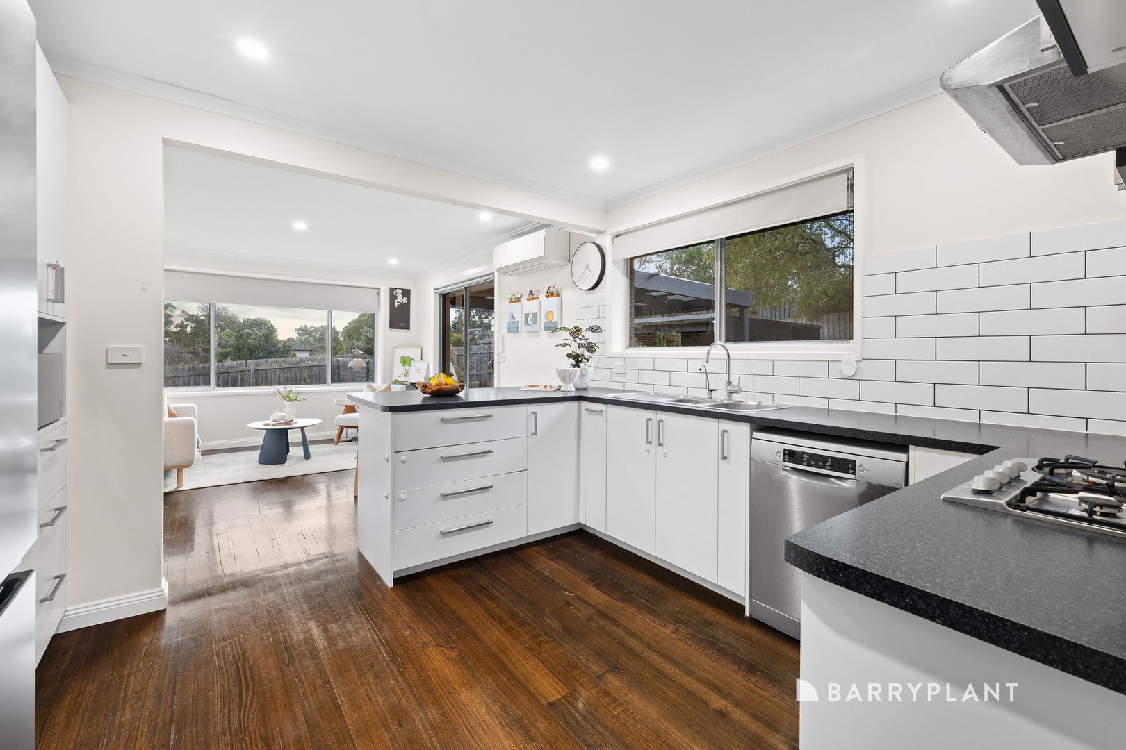 2/2 Lance Road, Bayswater, VIC 3153, Bayswater - Thumbnail 4