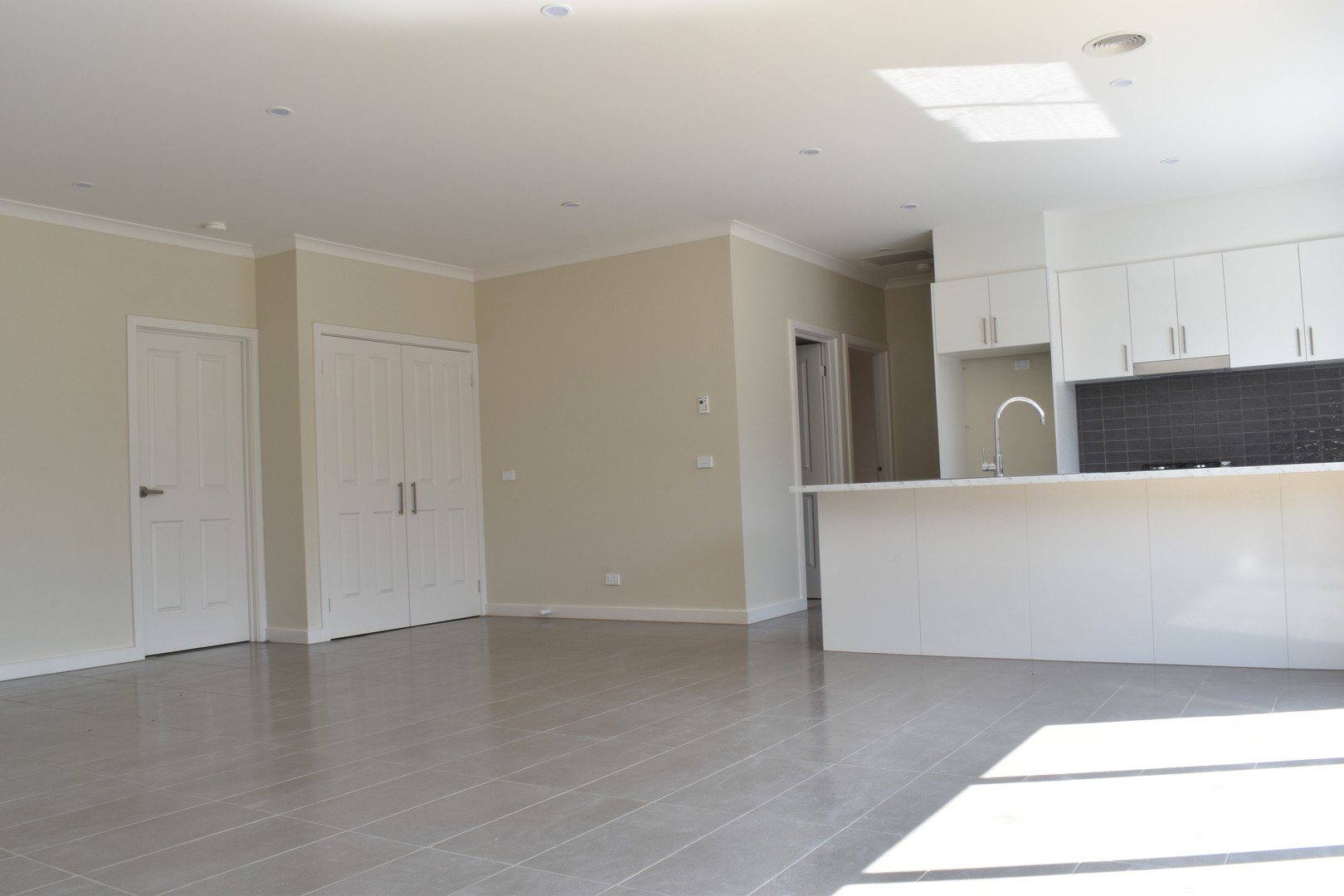 2/2 Leslie Street, Thomastown, VIC 3074, Thomastown - Thumbnail 5