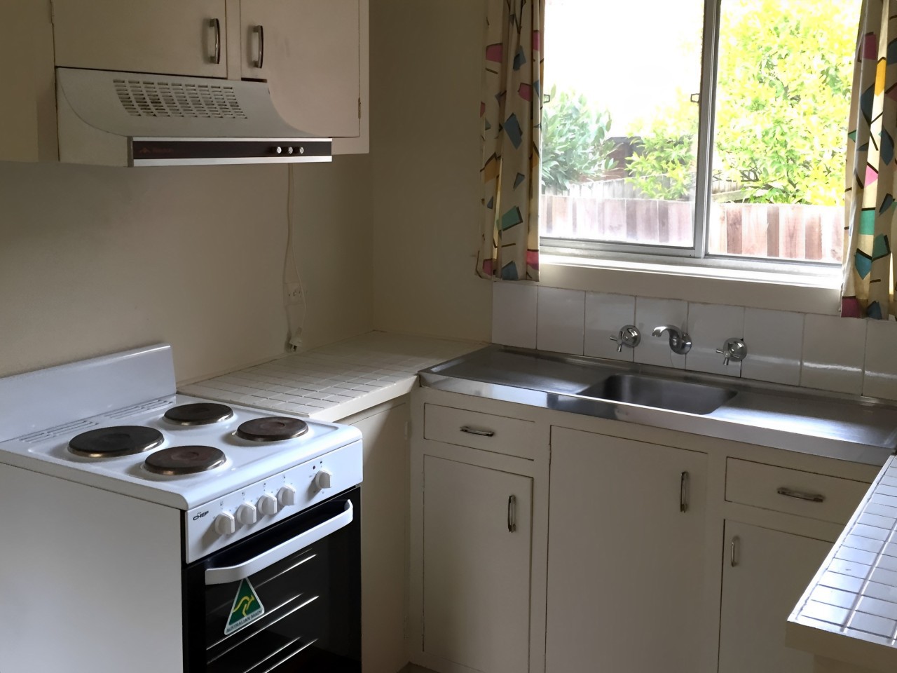 2/2 Lucknow Street, Mitcham, VIC 3132 - Thumbnail 2 - 25/09/2024