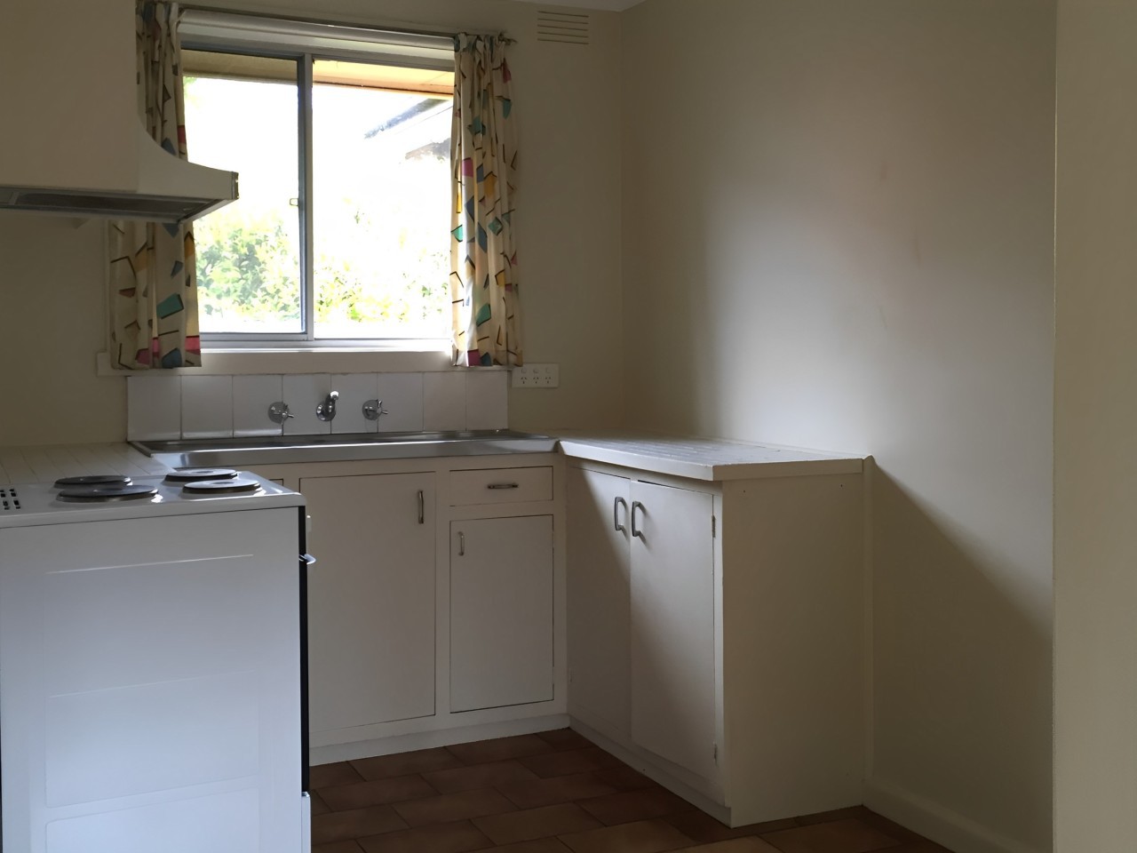 2/2 Lucknow Street, Mitcham, VIC 3132, Mitcham - Thumbnail 4