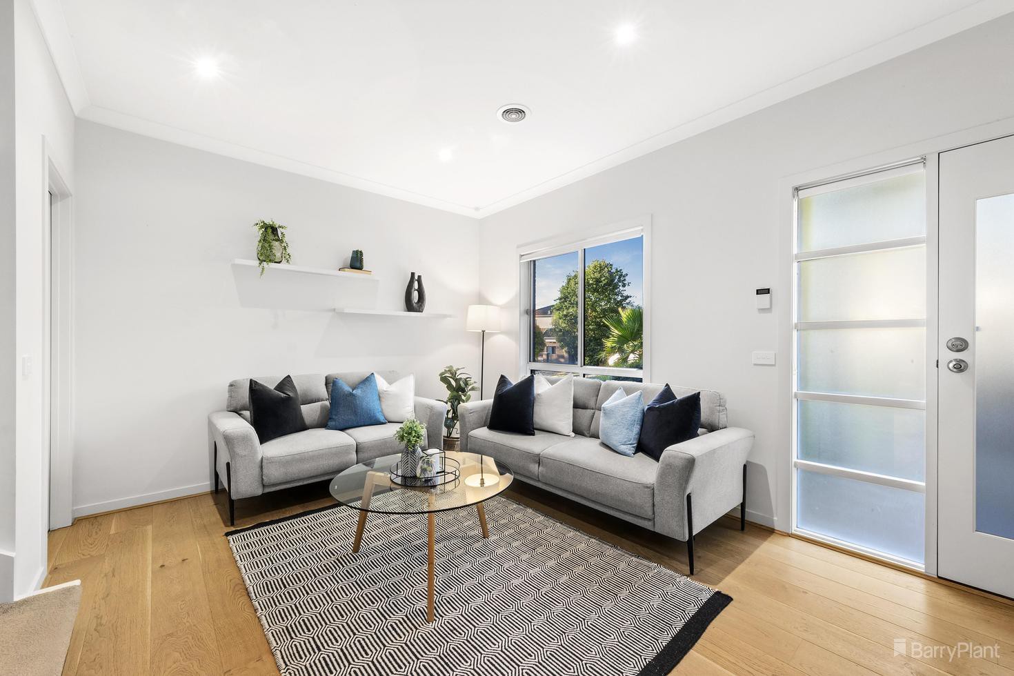 2/2 McLeod Street, Doncaster, VIC 3108 - Thumbnail 2 - 08/02/2023