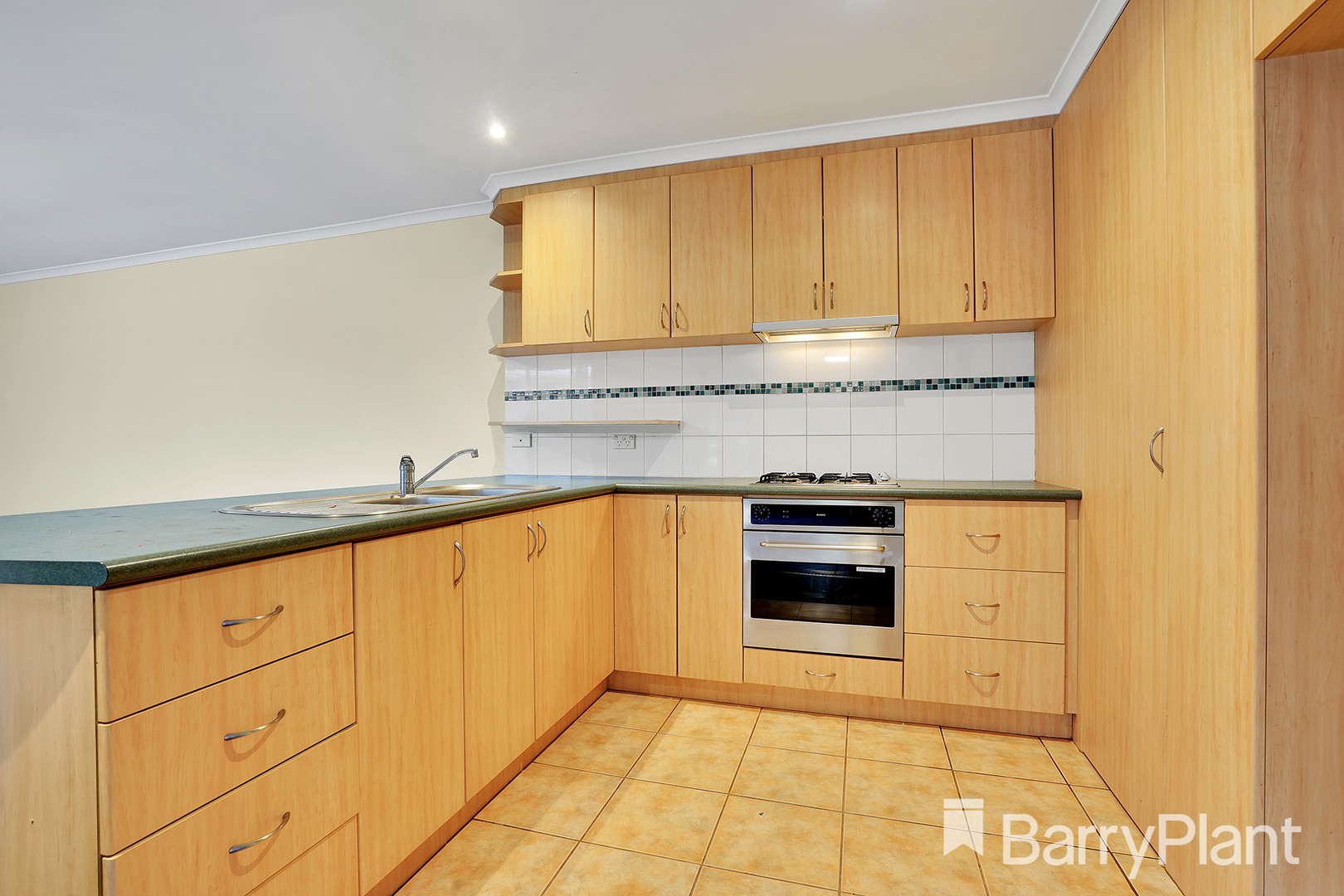 2/2 McRae  Street, Seaford, VIC 3198, Seaford - Thumbnail 2
