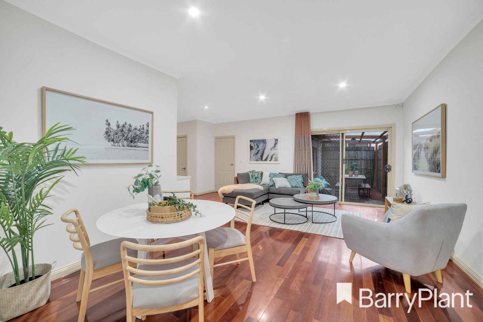 2/2 Myers Avenue, Glen Waverley, VIC 3150, Glen Waverley - Thumbnail 3