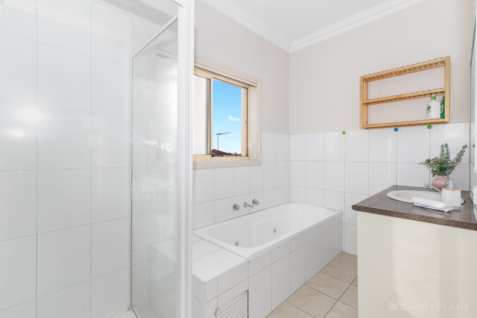 2/2 Nockolds Crescent, Noble Park, VIC 3174, Noble Park - Thumbnail 7