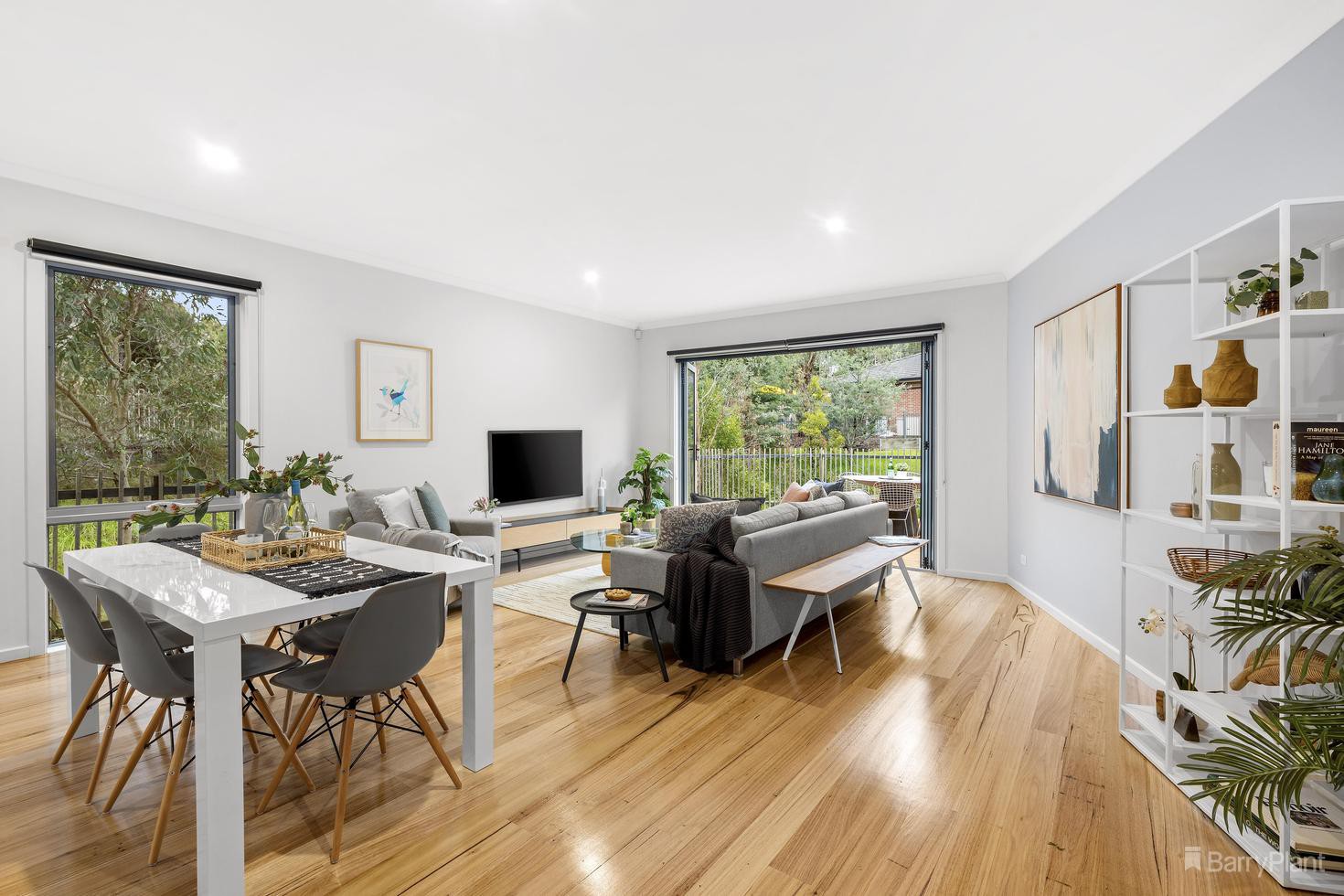 2/2 Old Lower Plenty Road, Viewbank, VIC 3084, Viewbank - Thumbnail 3
