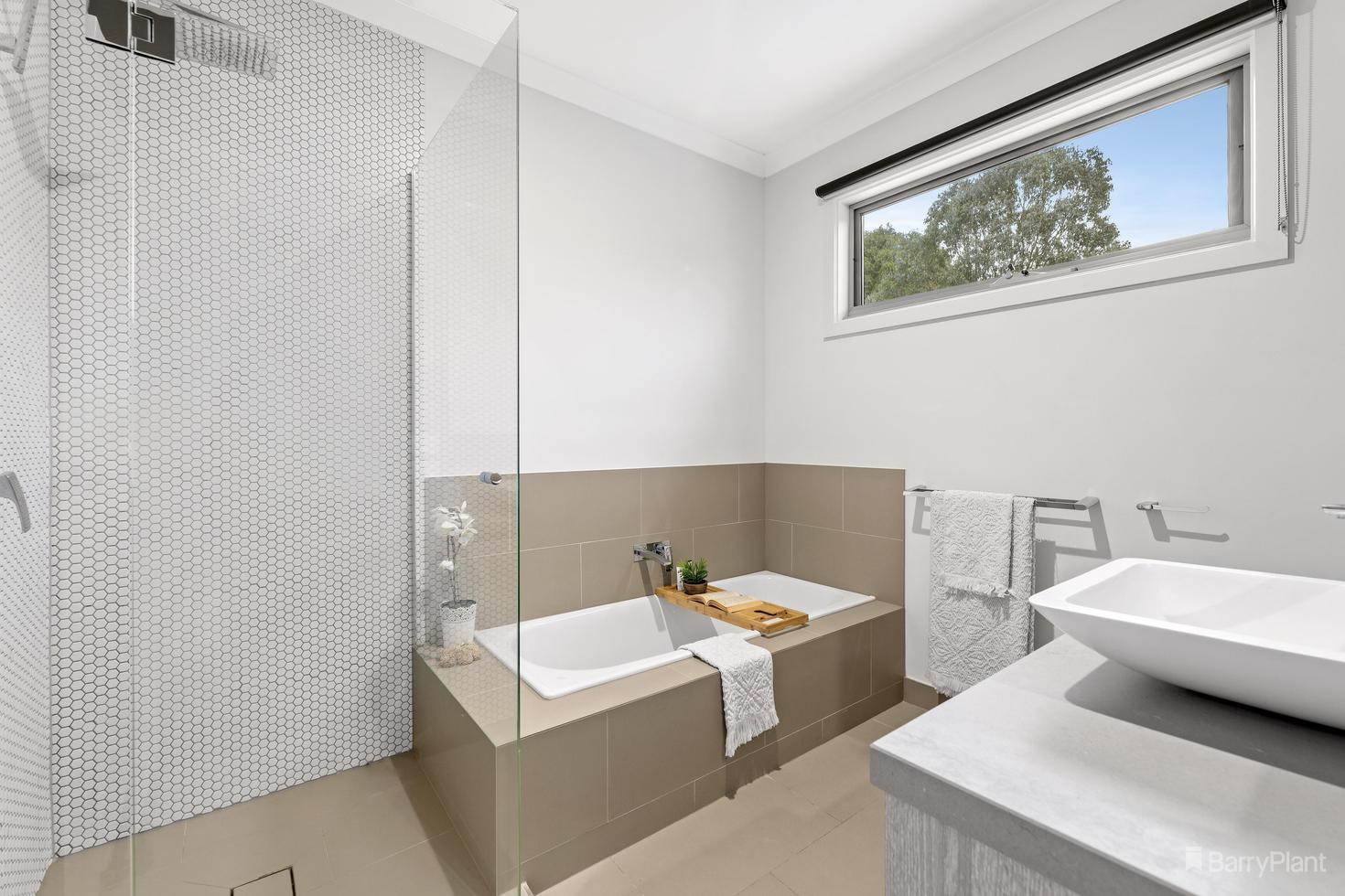 2/2 Old Lower Plenty Road, Viewbank, VIC 3084, Viewbank - Thumbnail 8