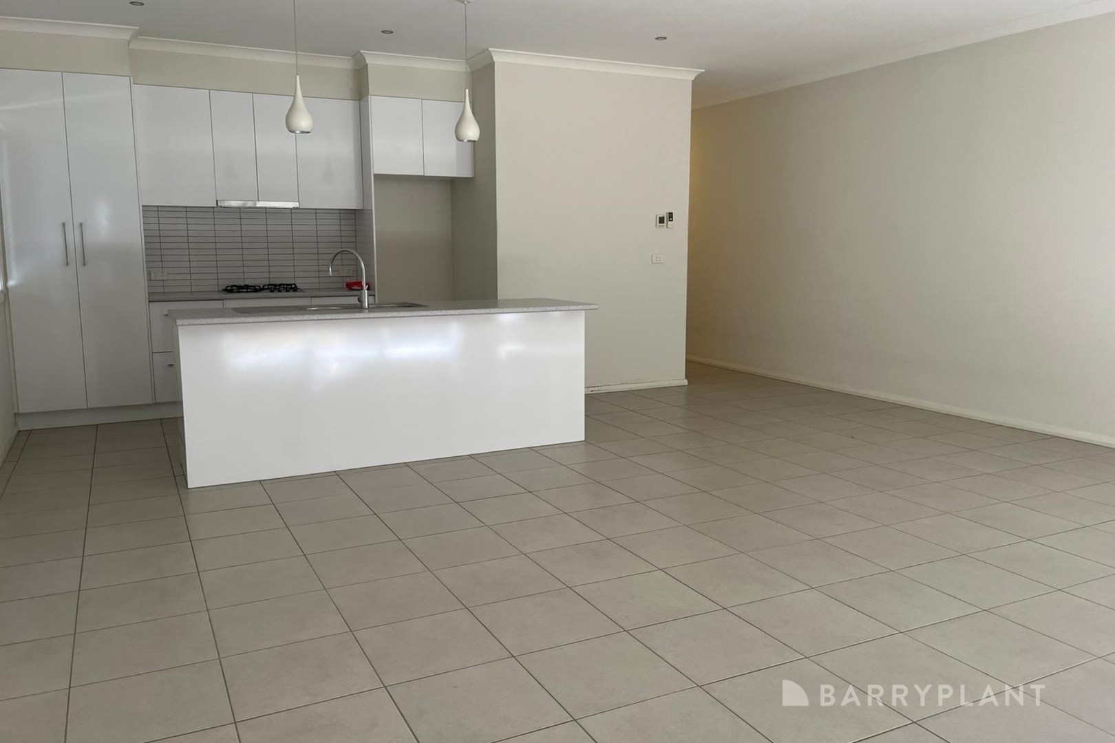2/2 Retreat Place, Werribee, VIC 3030, Werribee - Thumbnail 4