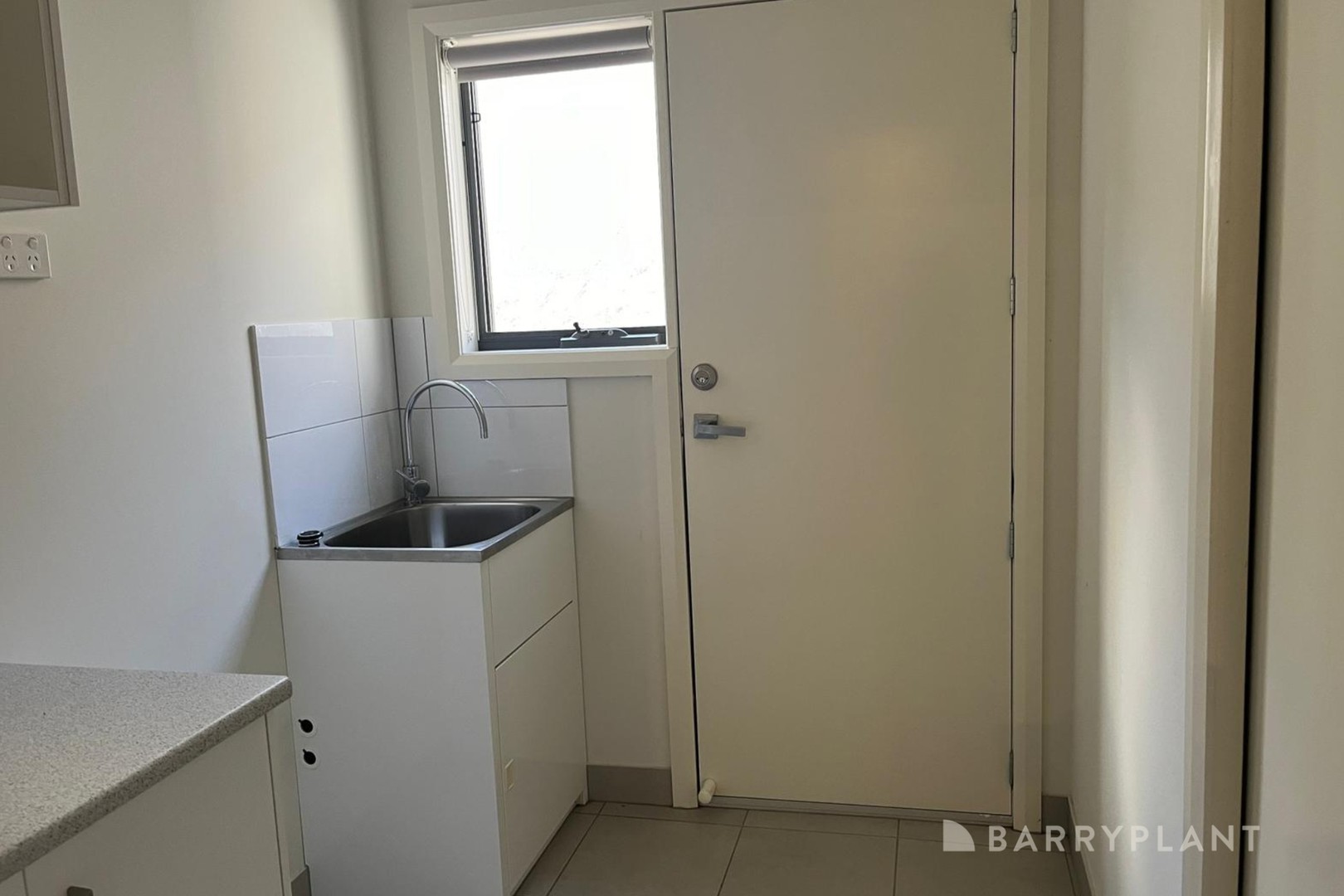 2/2 Retreat Place, Werribee, VIC 3030, Werribee - Thumbnail 6