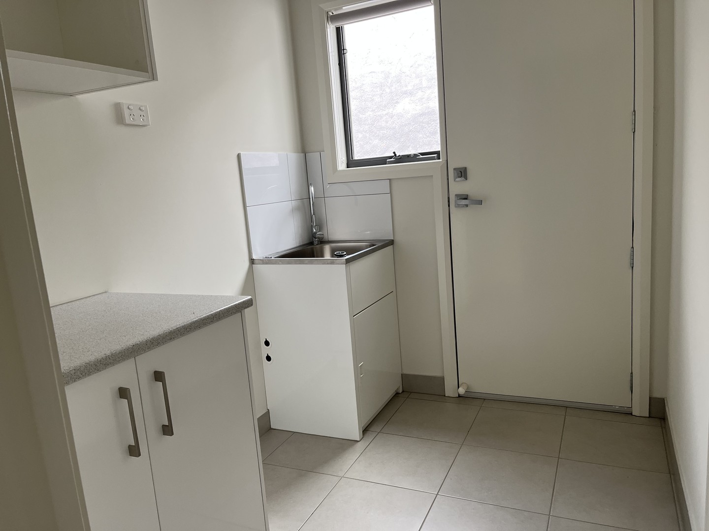 2/2 Retreat Place, Werribee, VIC 3030 - Thumbnail 1 - 15/10/2021