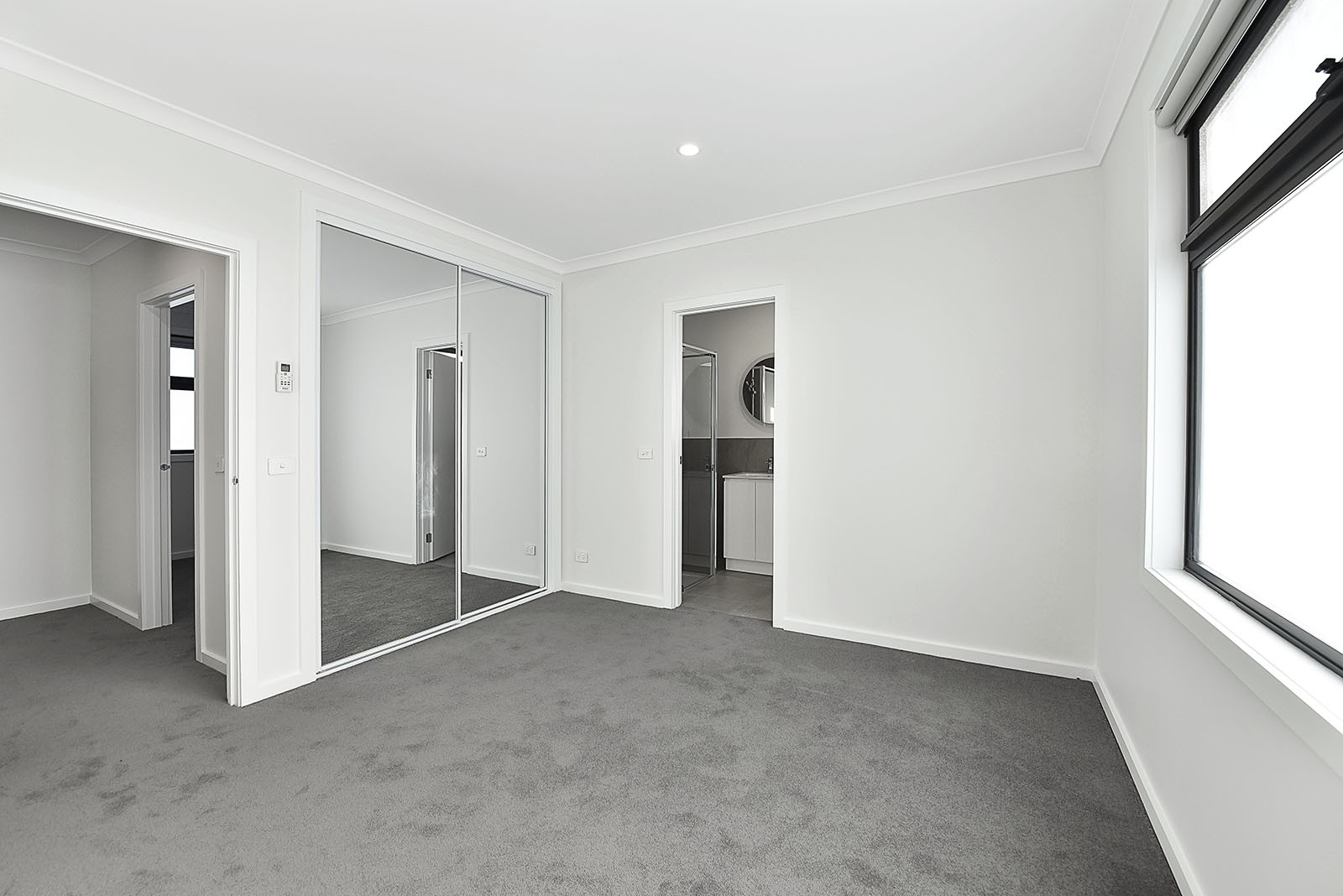 2/2 Robson Ave, Avondale Heights, VIC 3034, Avondale Heights - Thumbnail 6