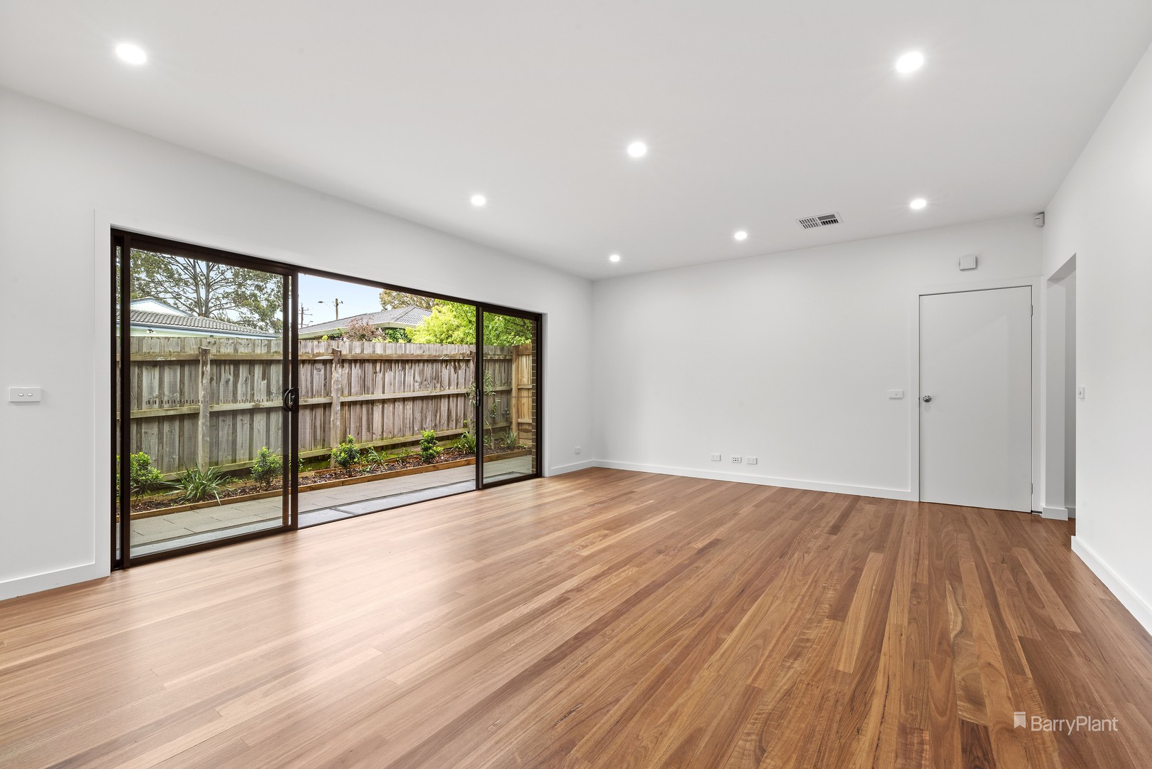 2/2 Rupert Street, Doncaster East, VIC 3109, Doncaster East - Thumbnail 2