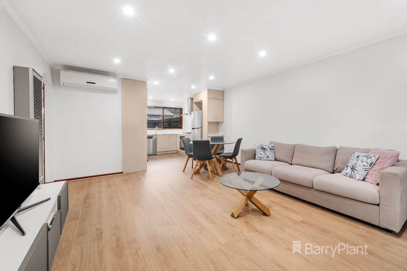 2/2 Rupert Street, Mitcham, VIC 3132, Mitcham - Thumbnail 2