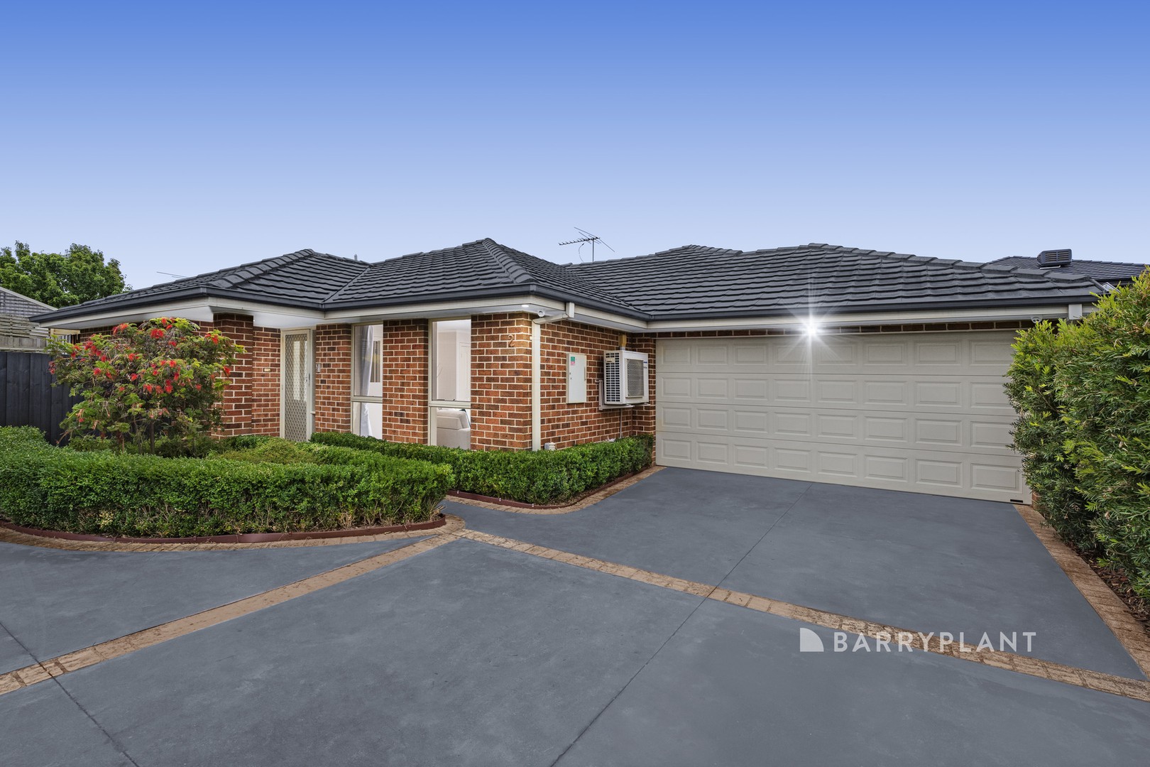 2/2 Sarah Louise Place, Berwick, VIC 3806