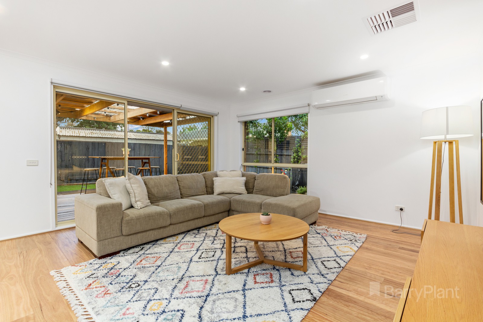 2/2 St Thomas AvenueWantirna, VIC 3152, Wantirna - Thumbnail 3