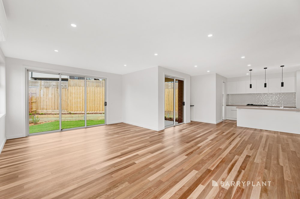 2/2 Stafford Court, Doncaster East, VIC 3109, Doncaster East - Thumbnail 2