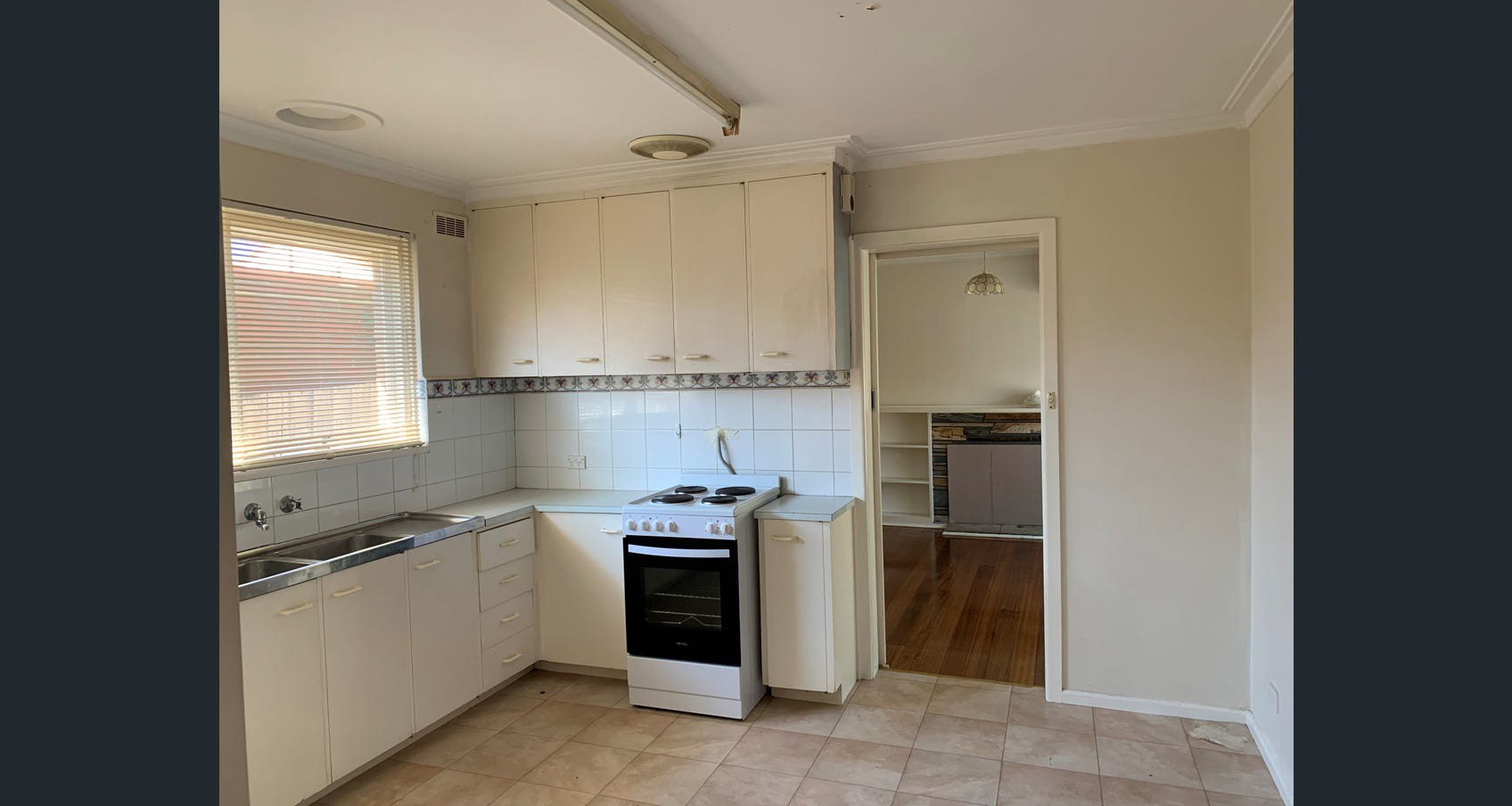 2/2 Walker Avenue, Mitcham, VIC 3132, Mitcham - Thumbnail 3