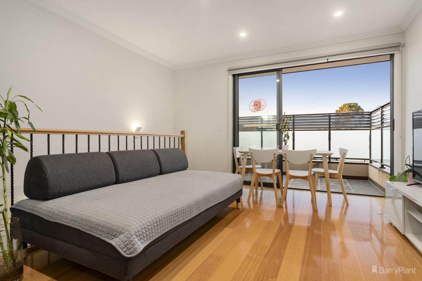 2/20 Corella Street, Doncaster, VIC 3108, Doncaster - Thumbnail 2