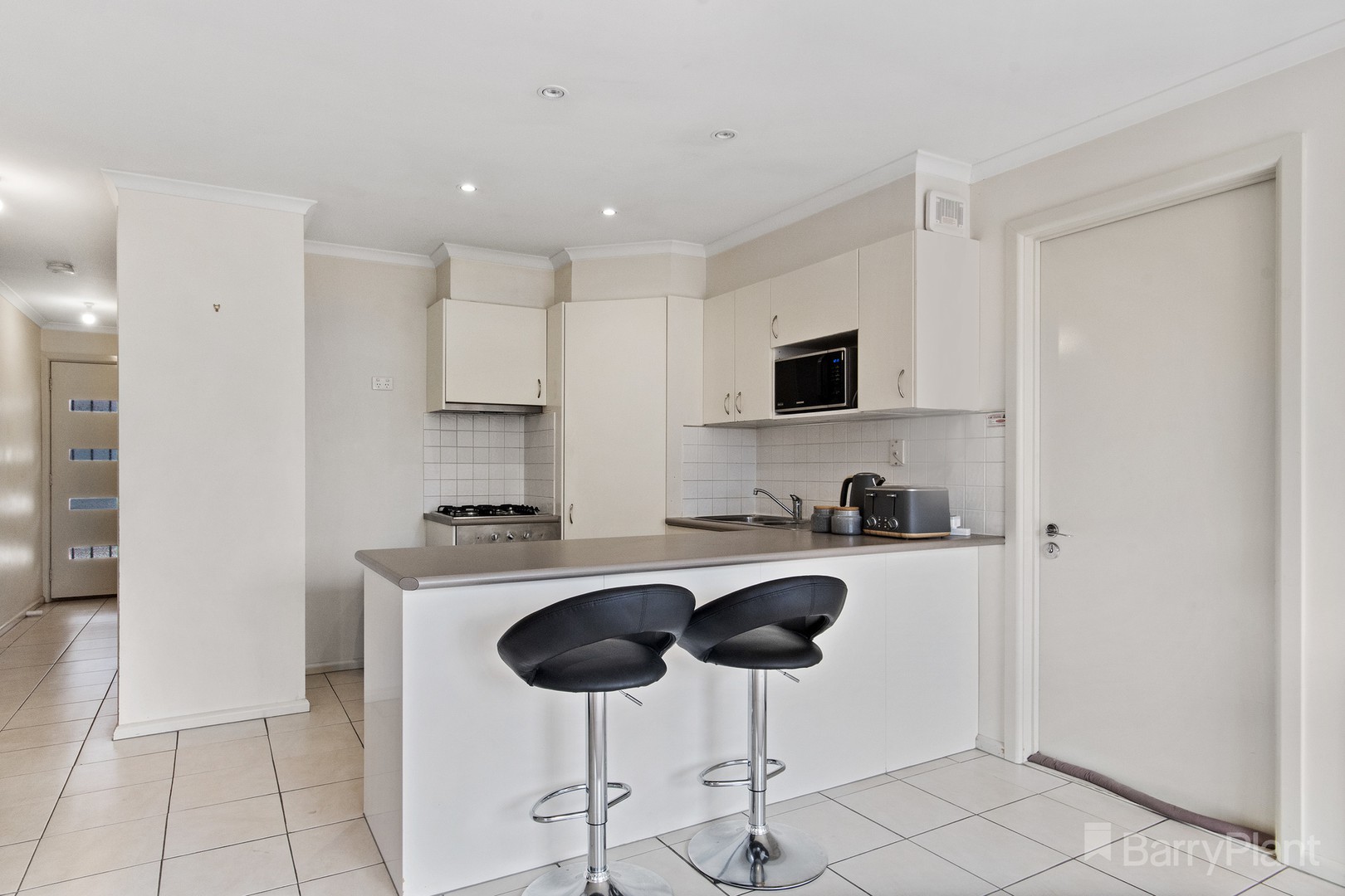 2/206 Neale StreetFlora Hill, VIC 3550, Flora Hill - Thumbnail 2